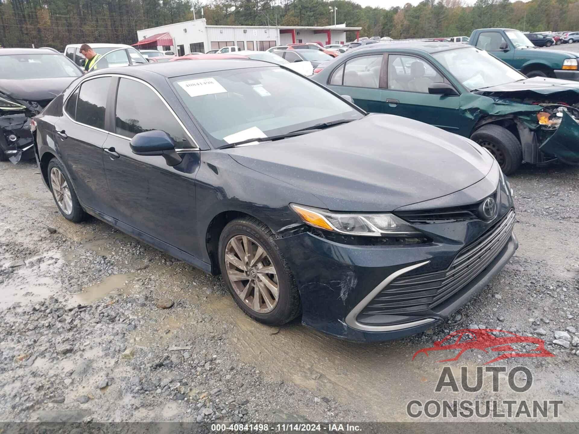 TOYOTA CAMRY 2021 - 4T1C11AK9MU405445