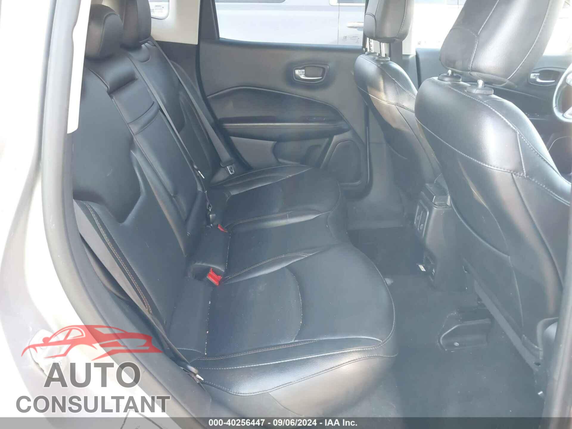 JEEP COMPASS 2019 - 3C4NJCCB8KT662819