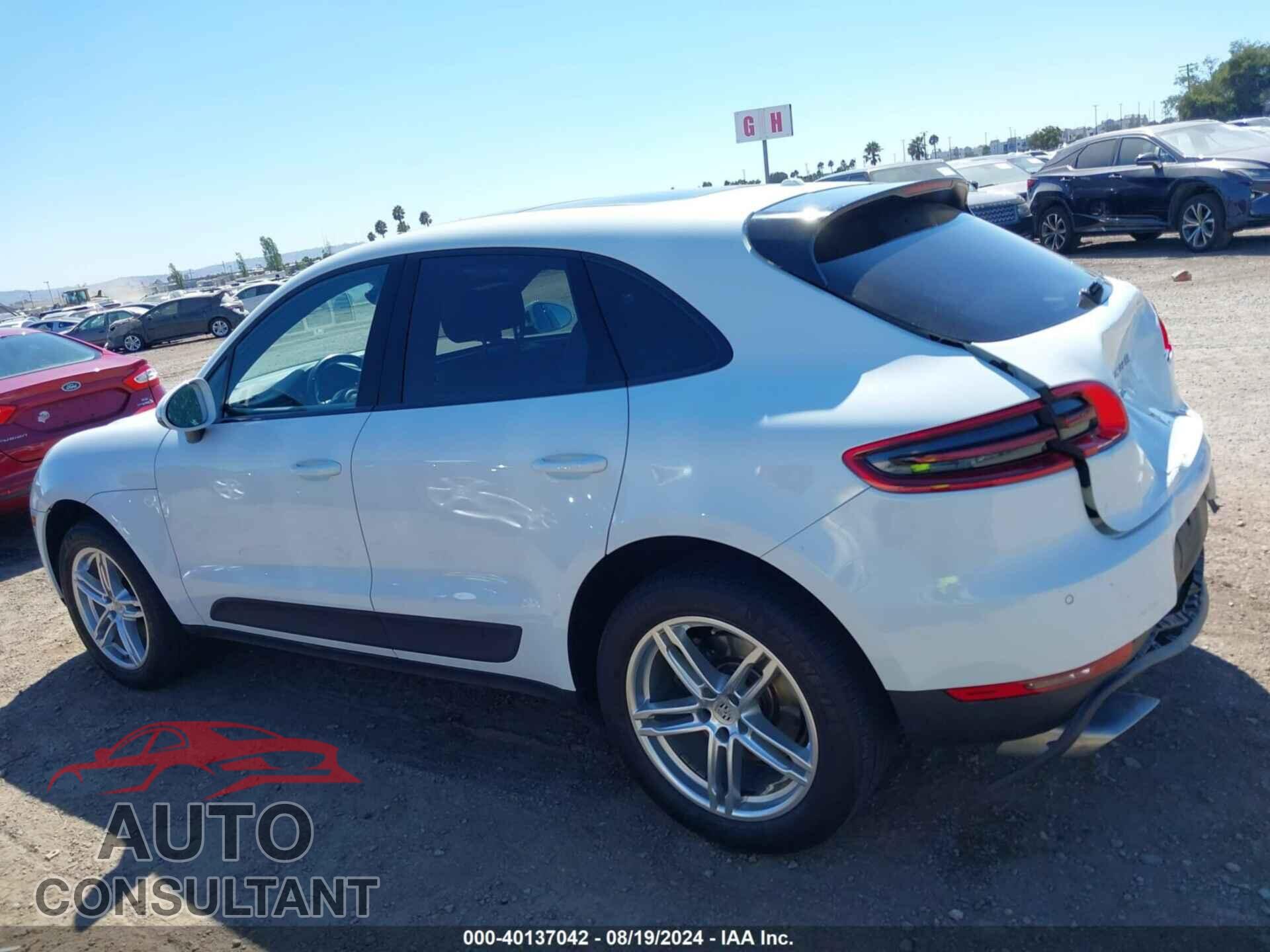 PORSCHE MACAN 2017 - WP1AA2A53HLB05938