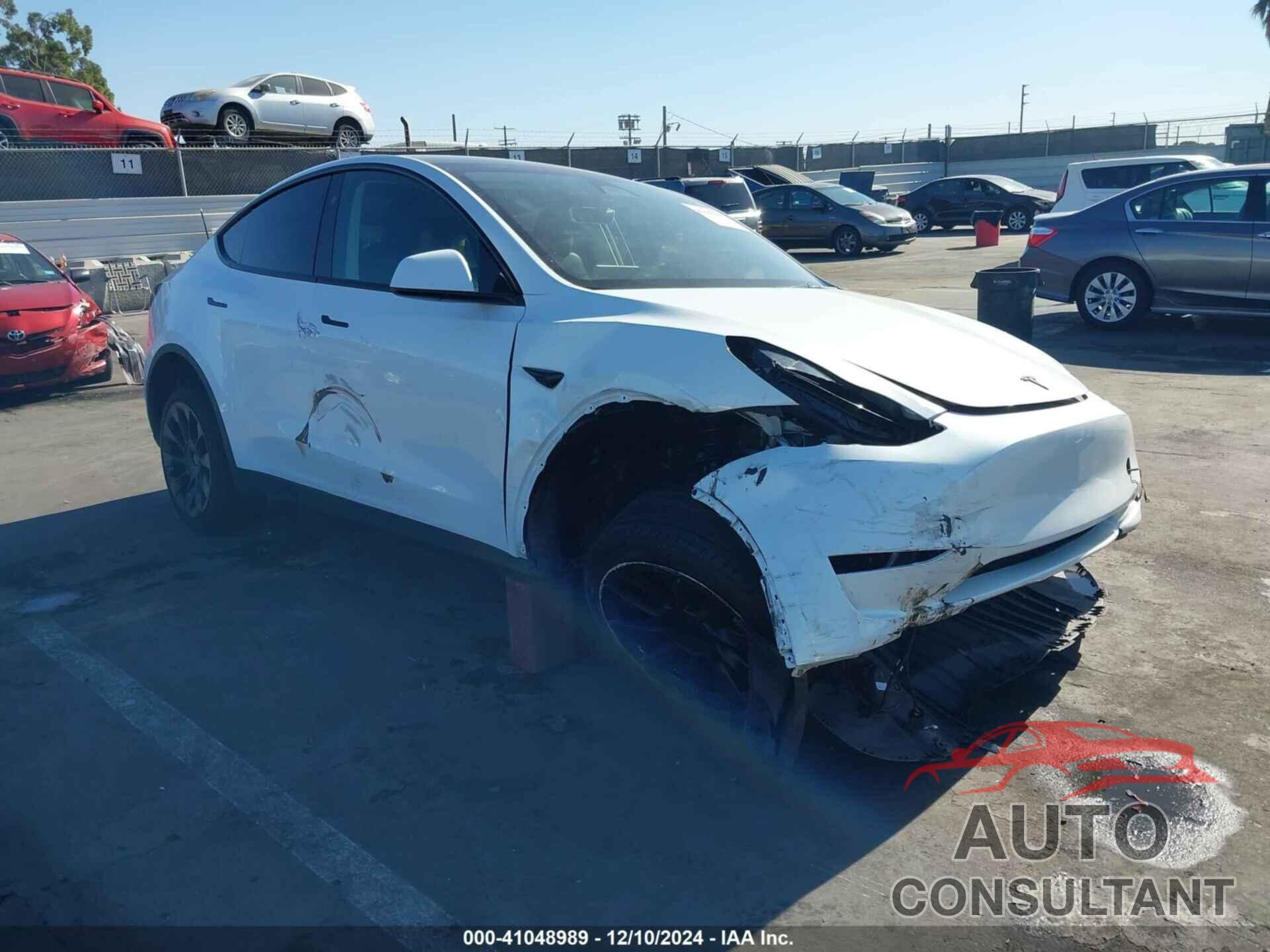 TESLA MODEL Y 2023 - 7SAYGDED5PF941508