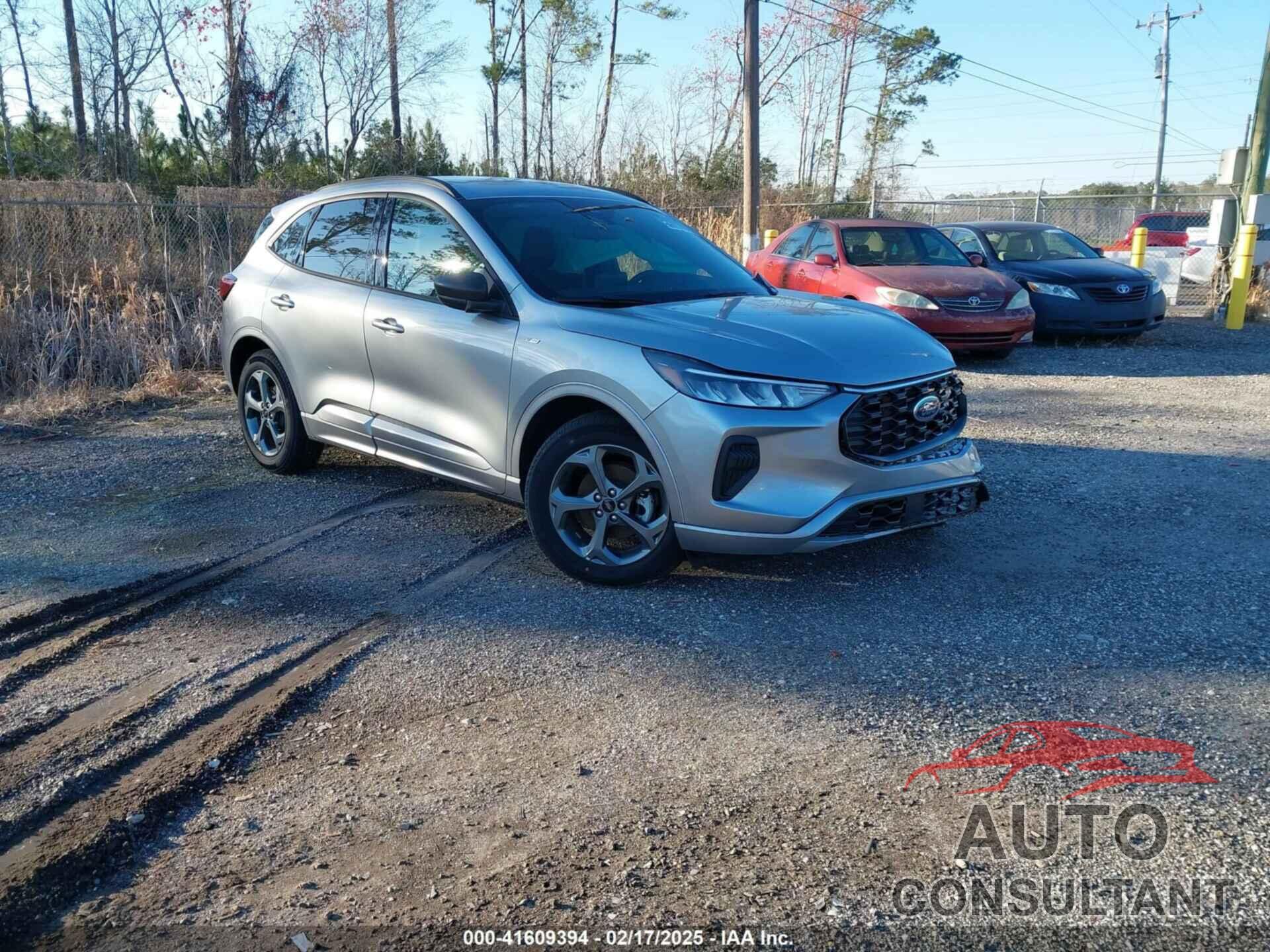 FORD ESCAPE 2023 - 1FMCU0MN5PUA01151
