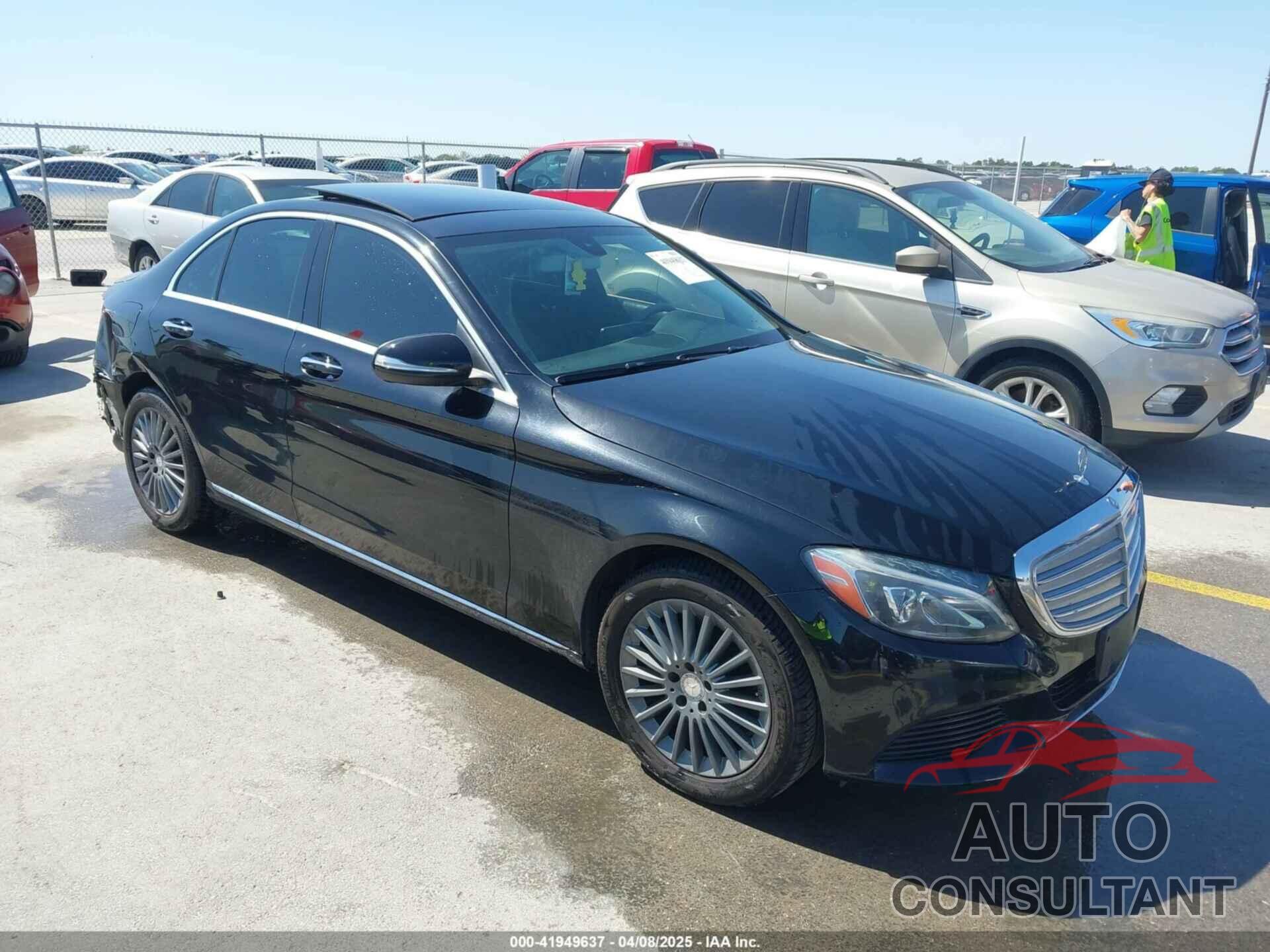 MERCEDES-BENZ C 300 2015 - 55SWF4KB6FU023905