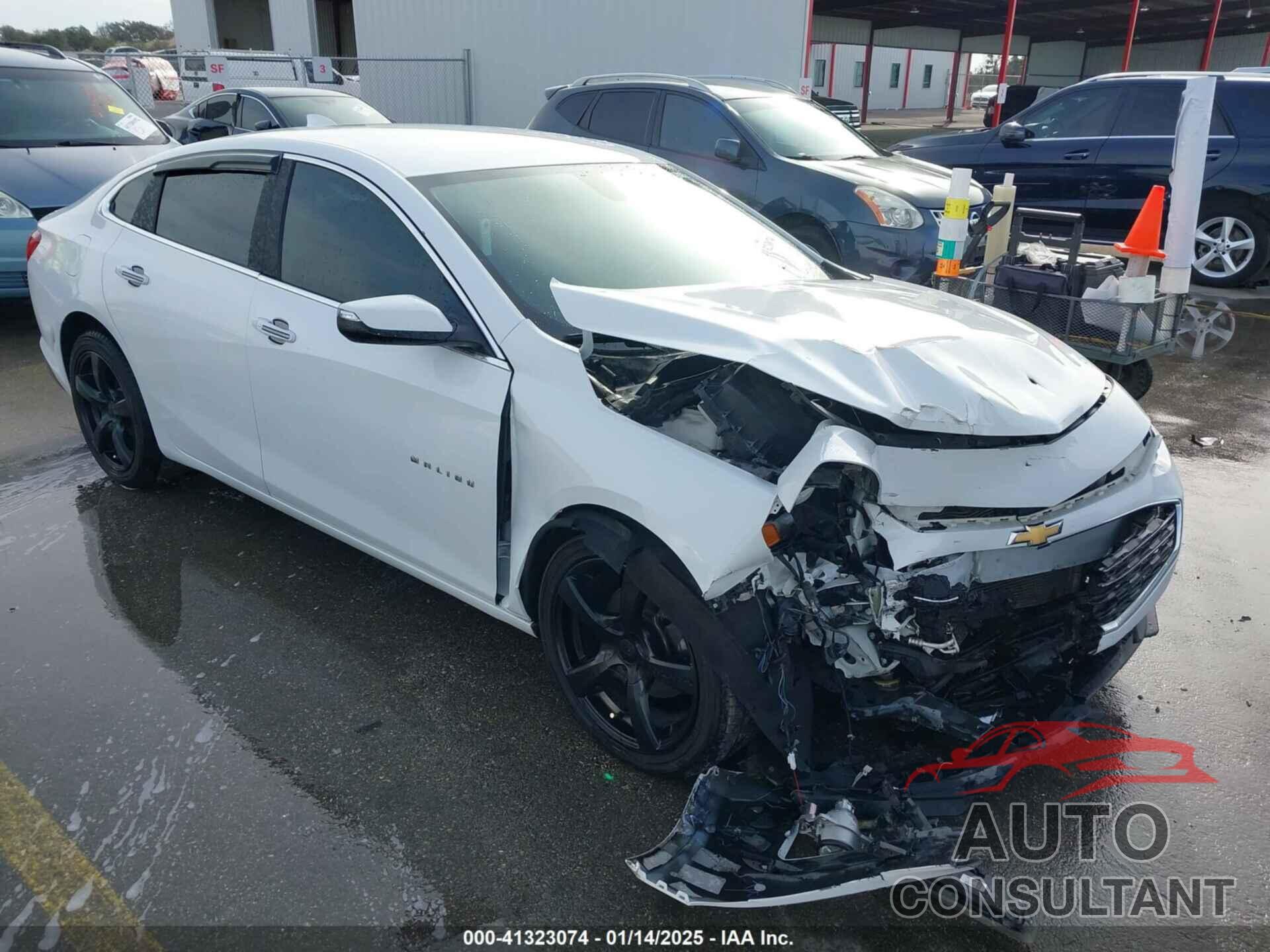 CHEVROLET MALIBU 2018 - 1G1ZD5ST2JF140378