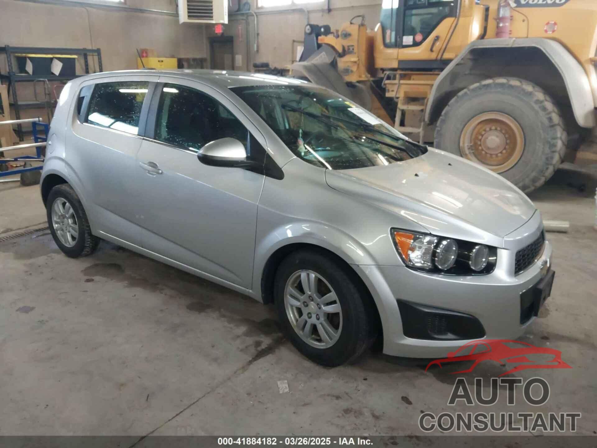 CHEVROLET SONIC 2015 - 1G1JC6SH5F4124146