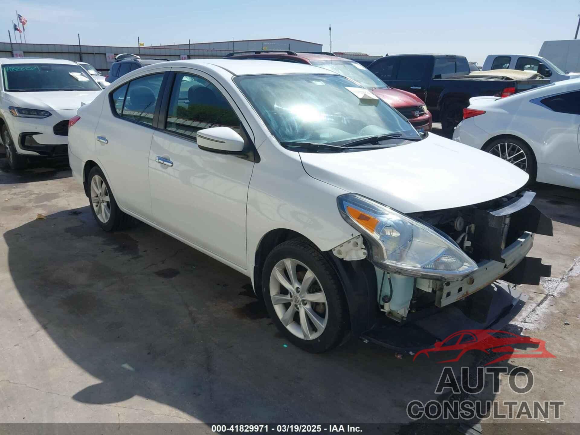 NISSAN VERSA 2017 - 3N1CN7AP9HL869944