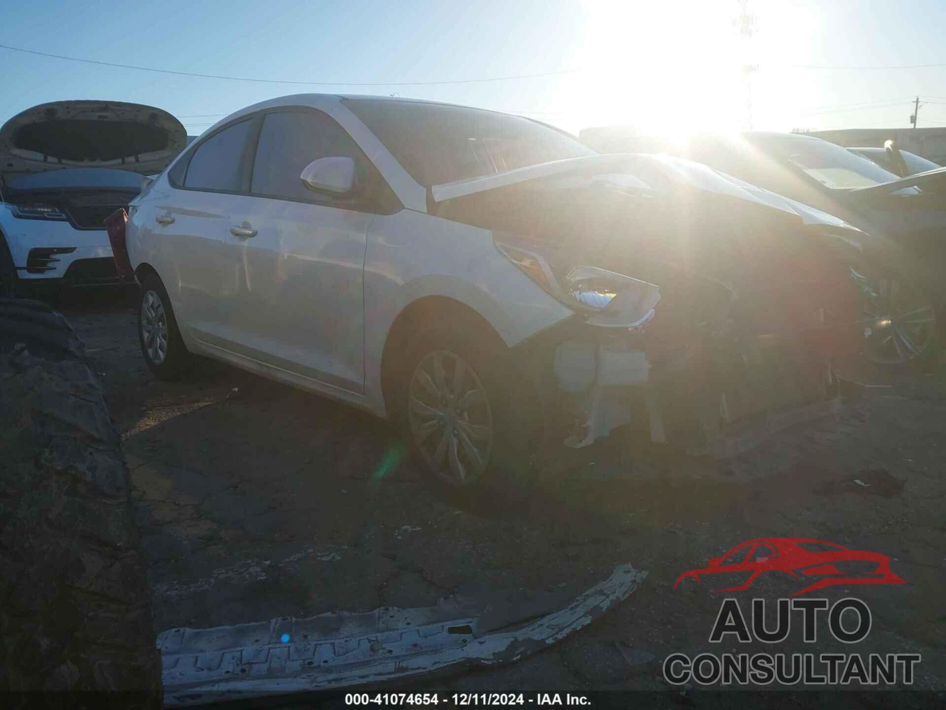 HYUNDAI ACCENT 2018 - 3KPC24A33JE025524