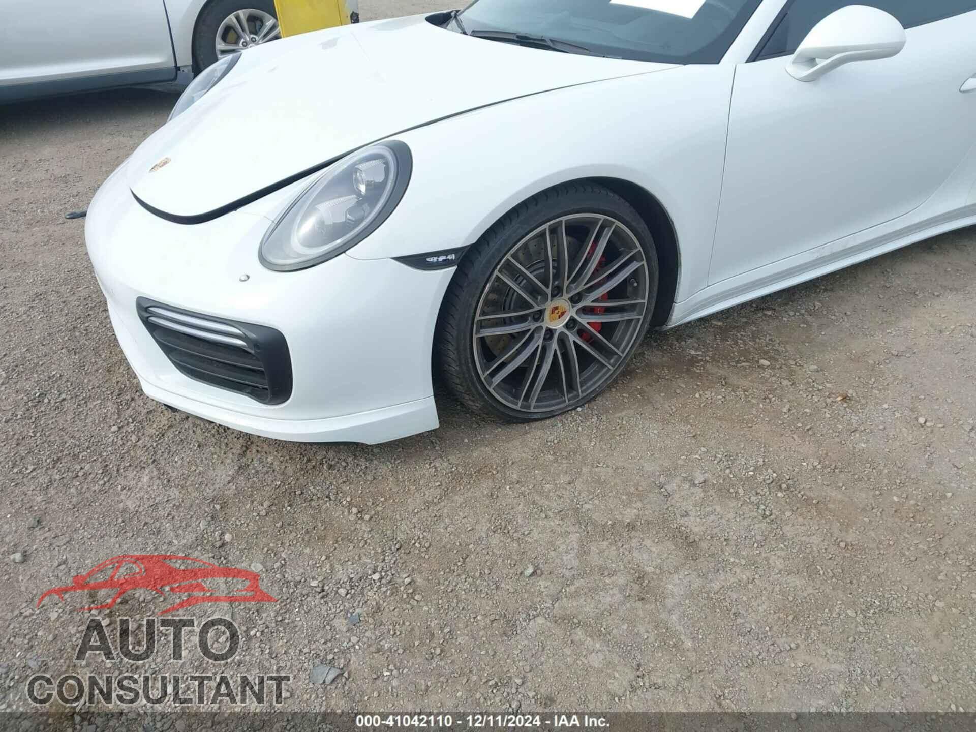 PORSCHE 911 2017 - WP0CD2A97HS178787