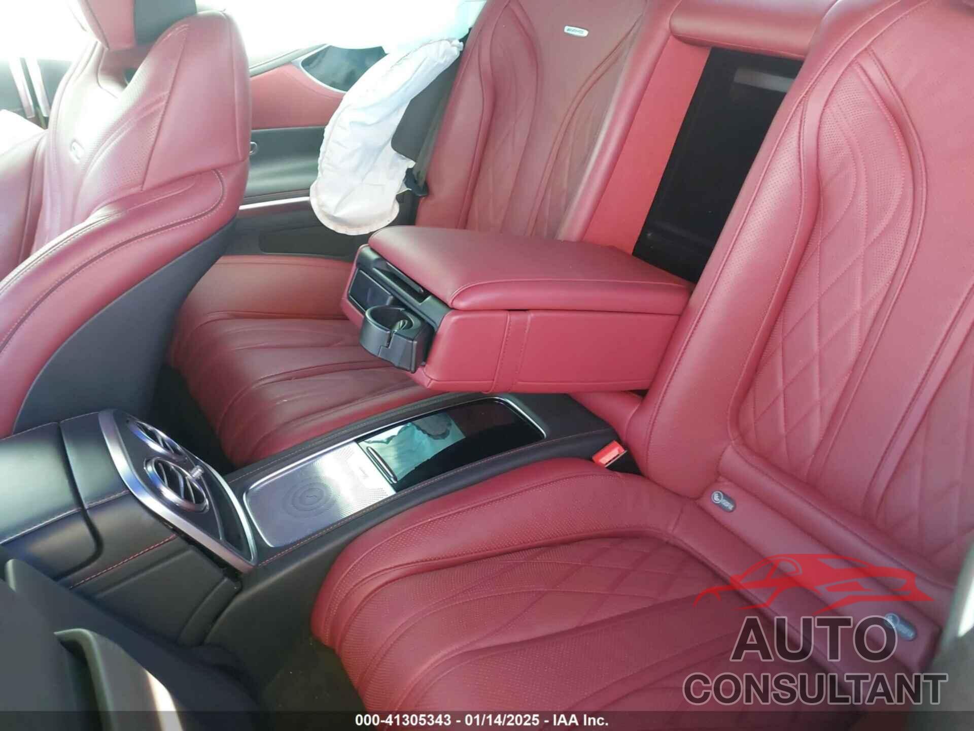MERCEDES-BENZ AMG S 63 2017 - WDDXJ7JB4HA029839