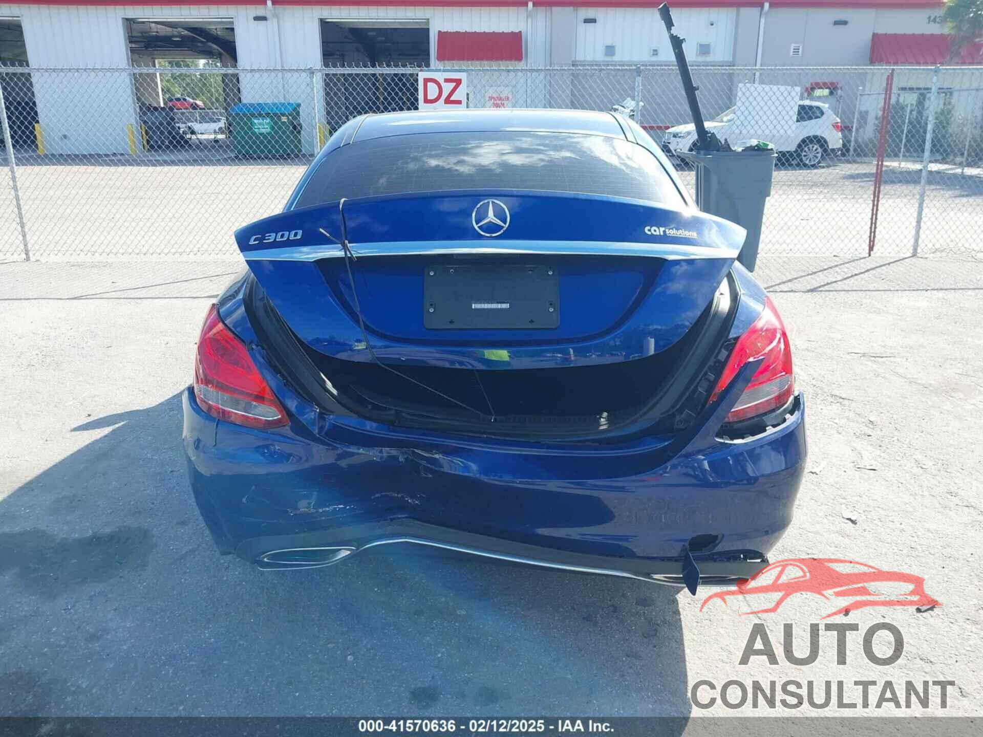MERCEDES-BENZ C 300 2017 - 55SWF4JB3HU187584