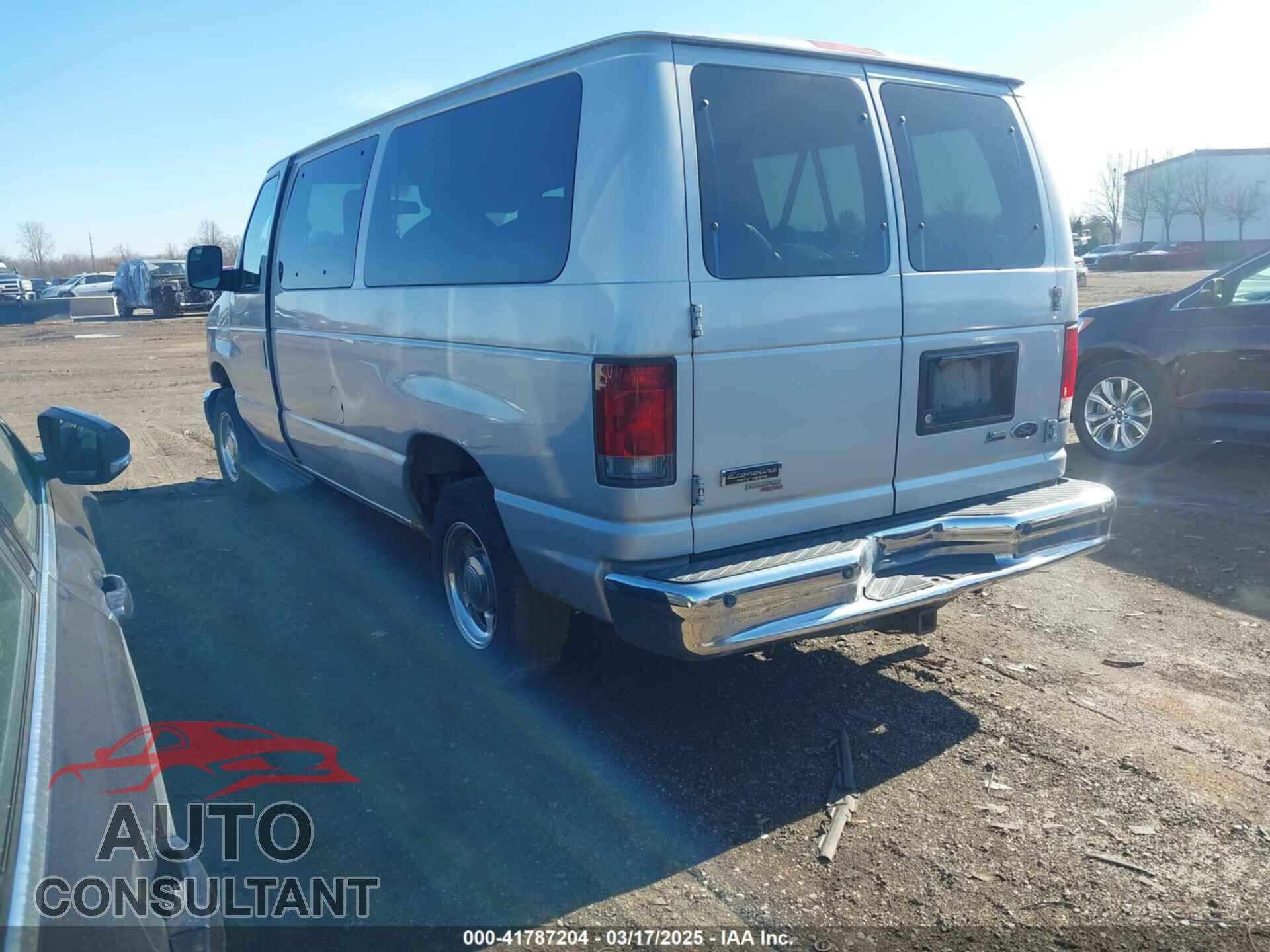 FORD E-150 2011 - 1FMNE1BL8BDB06238