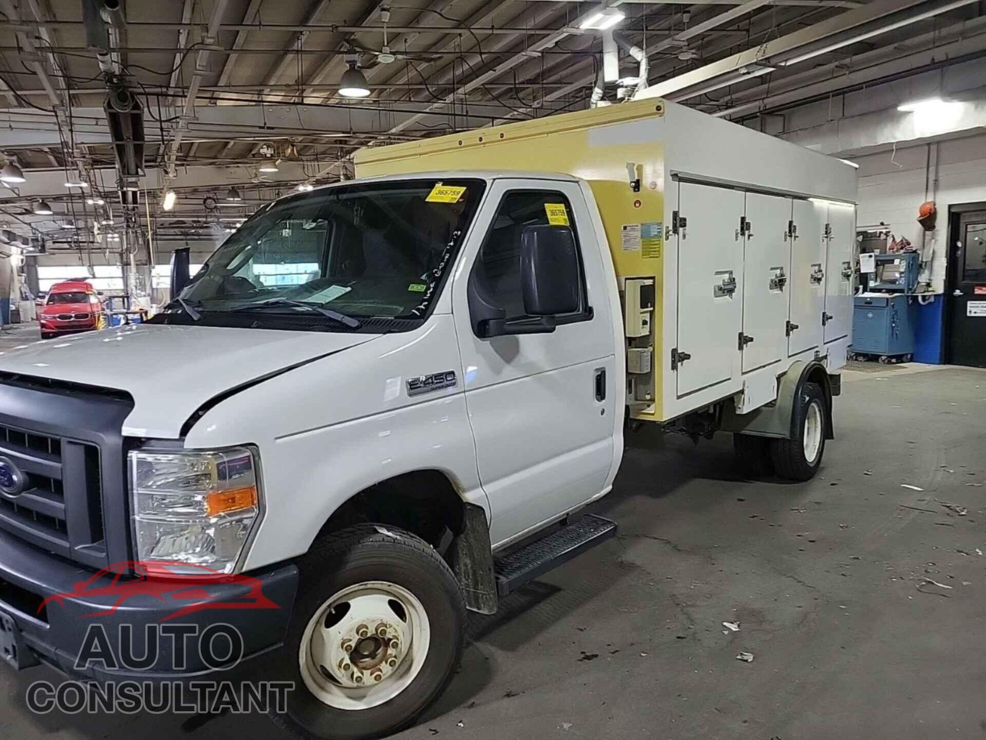 FORD ECONOLINE 2018 - 1FDXE4FS1JDC24920