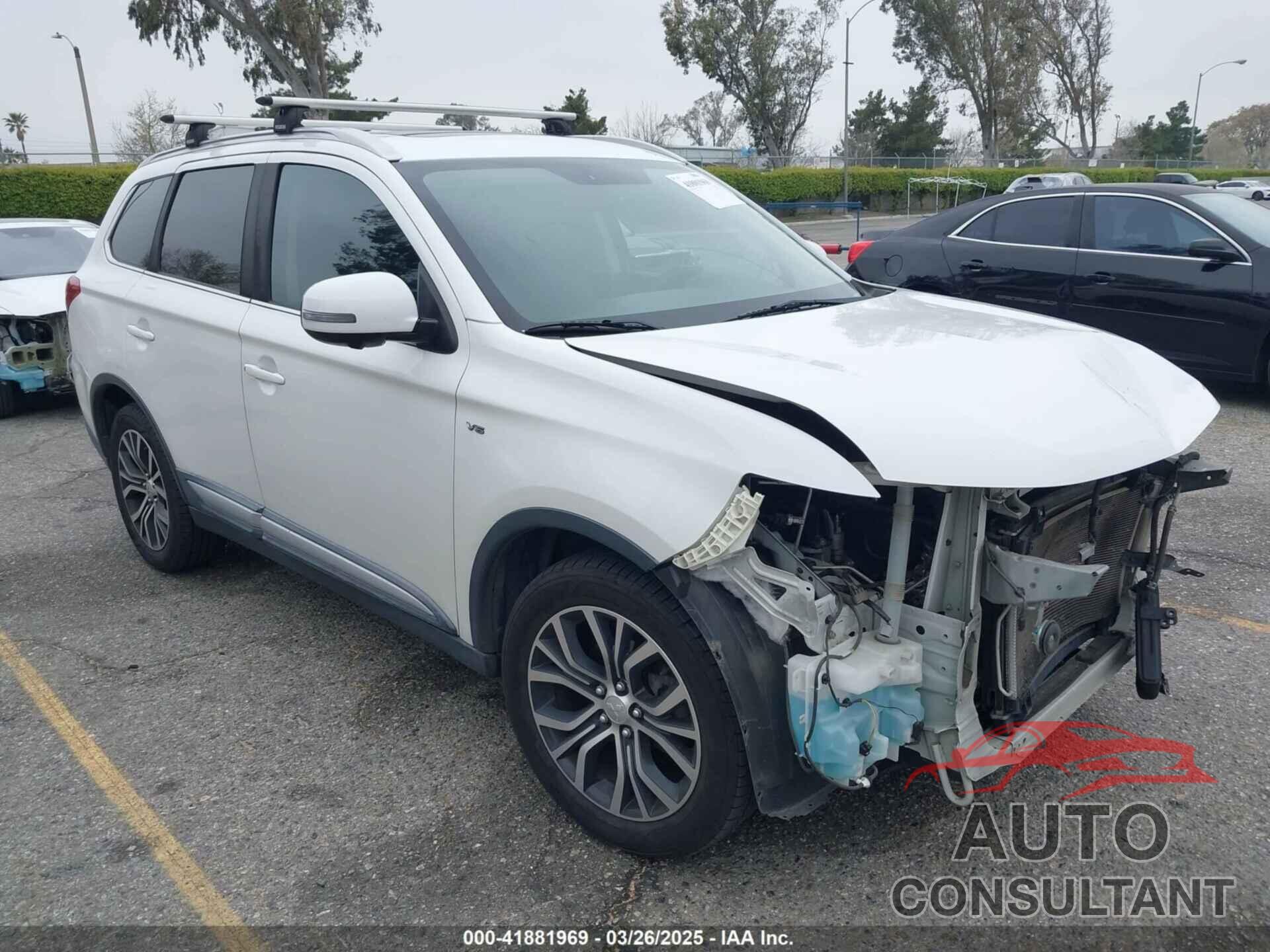 MITSUBISHI OUTLANDER 2018 - JA4JZ4AX4JZ010471