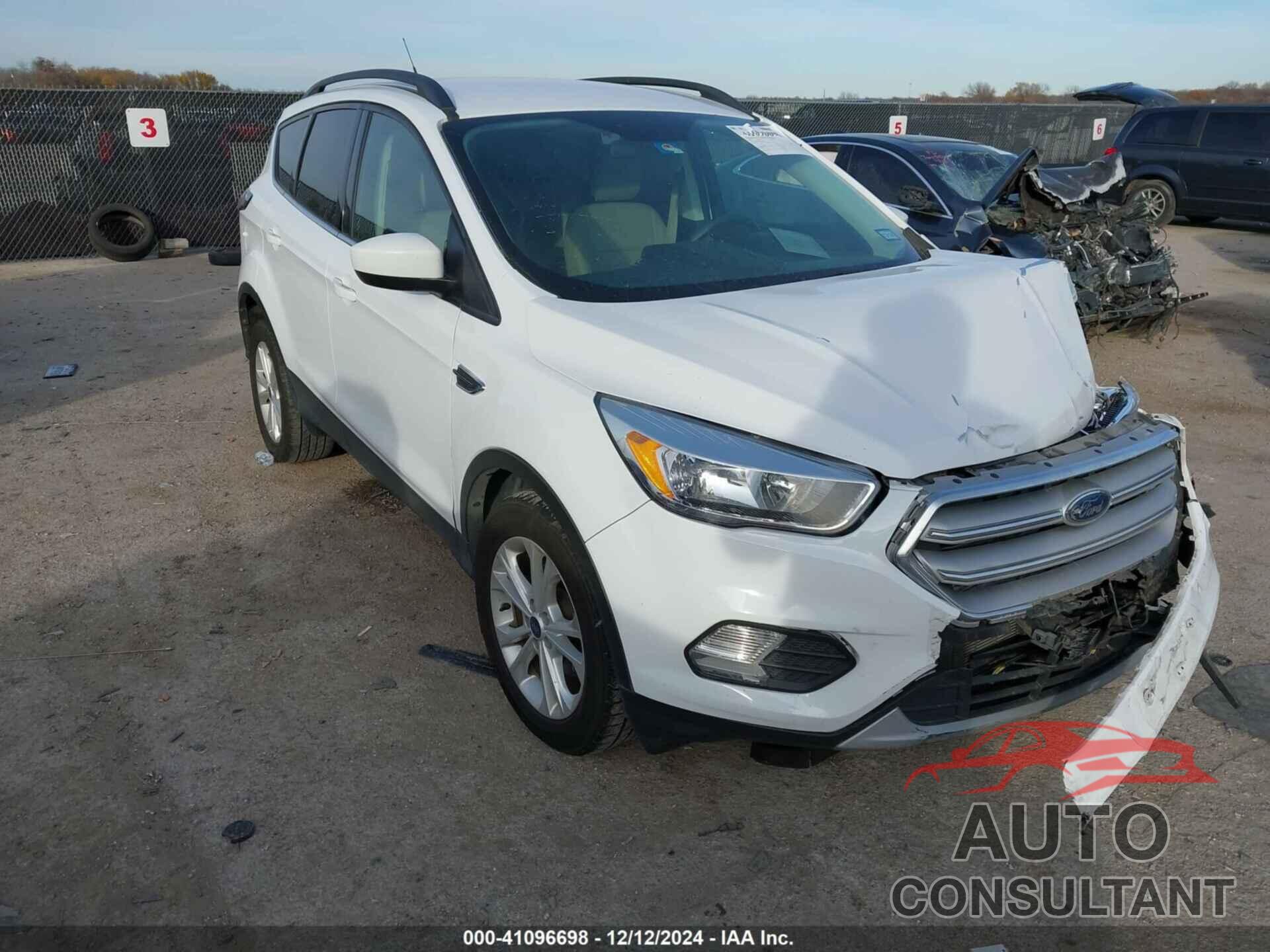 FORD ESCAPE 2018 - 1FMCU0GD9JUD38383