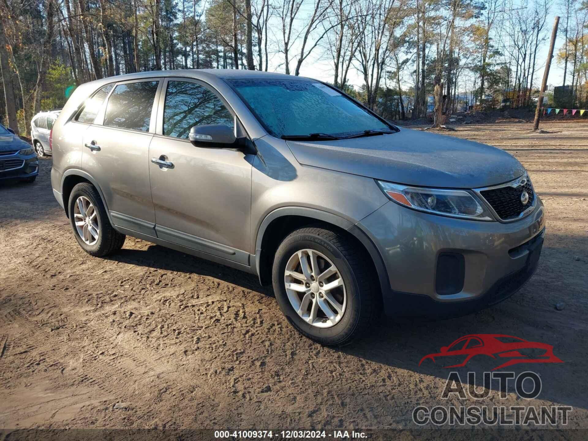 KIA SORENTO 2015 - 5XYKT3A63FG565382