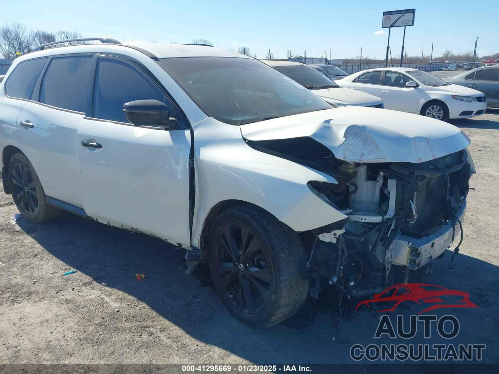 NISSAN PATHFINDER 2018 - 5N1DR2MN1JC632199