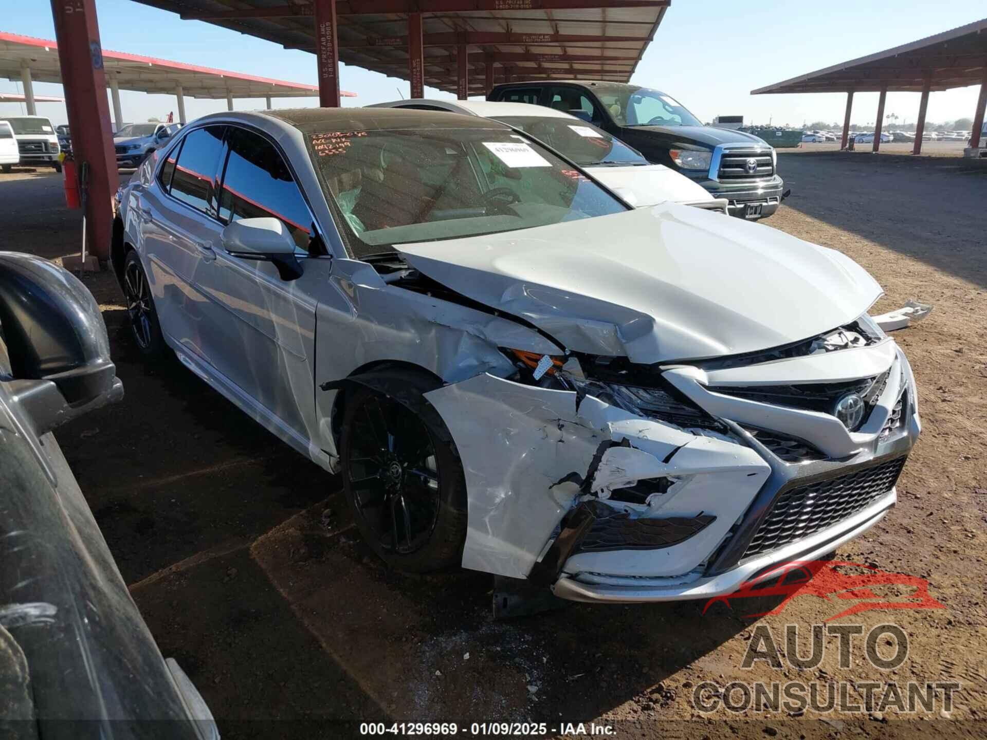 TOYOTA CAMRY 2022 - 4T1K61AK4NU076555