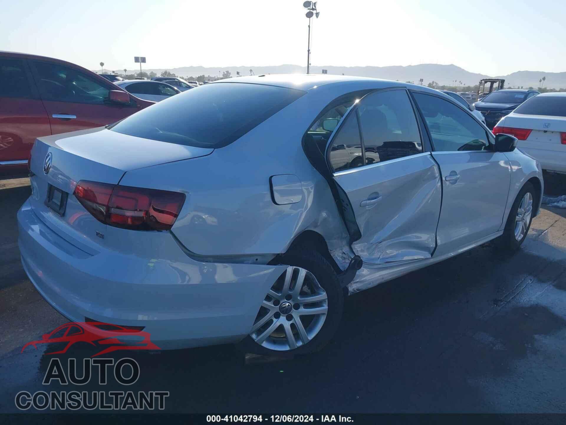 VOLKSWAGEN JETTA 2017 - 3VW2B7AJ4HM376385