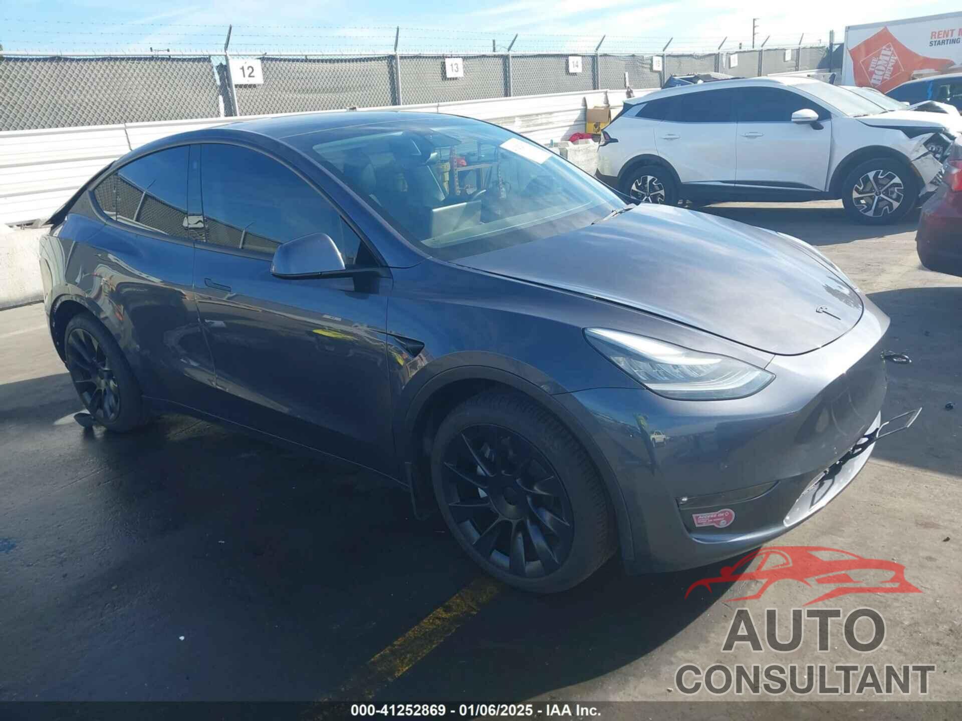 TESLA MODEL Y 2021 - 5YJYGDEE7MF149037