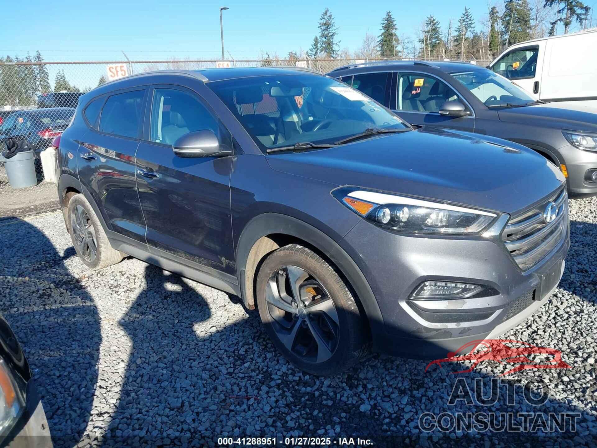 HYUNDAI TUCSON 2018 - KM8J3CA26JU751218