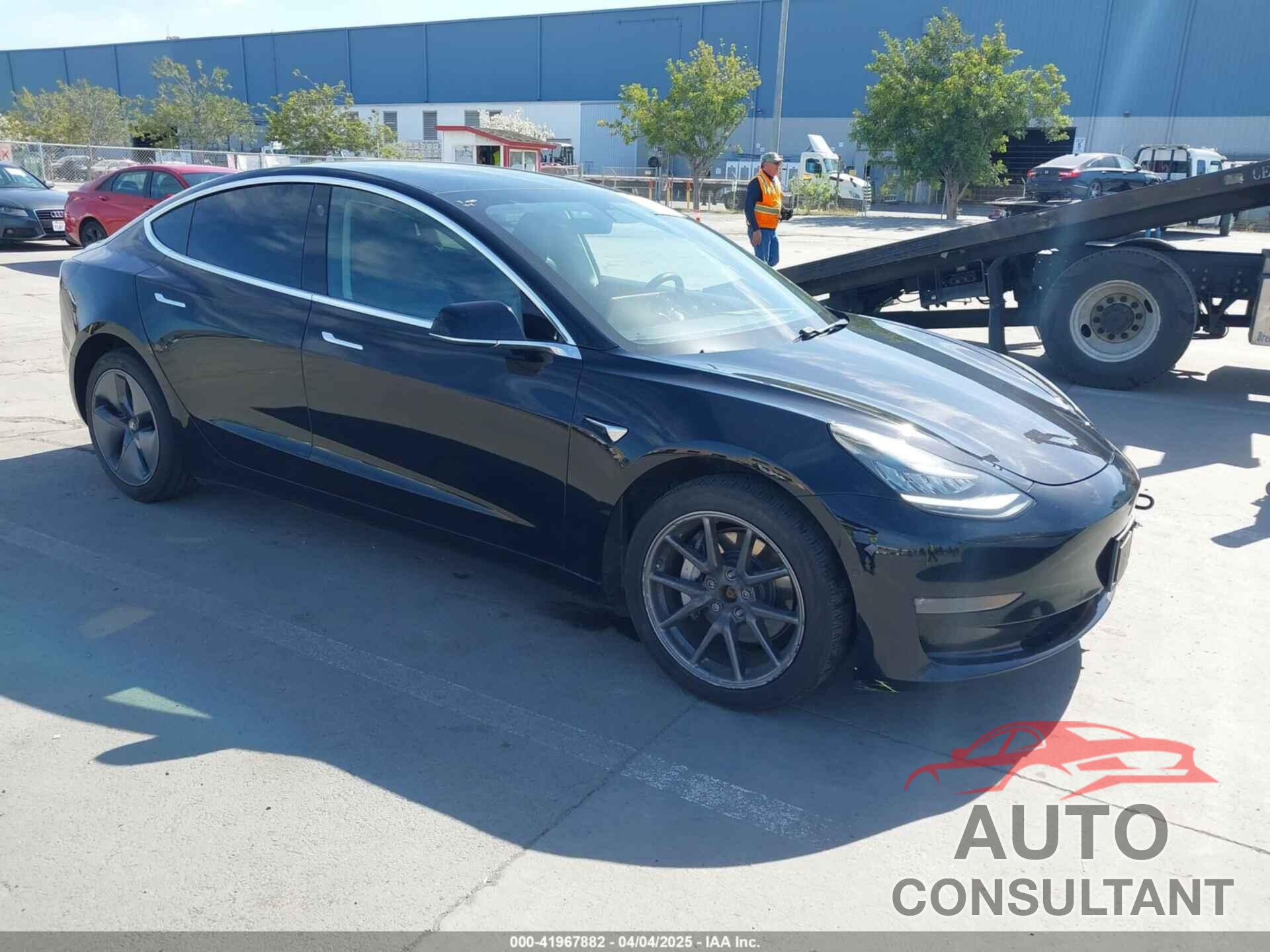TESLA MODEL 3 2019 - 5YJ3E1EB4KF385856