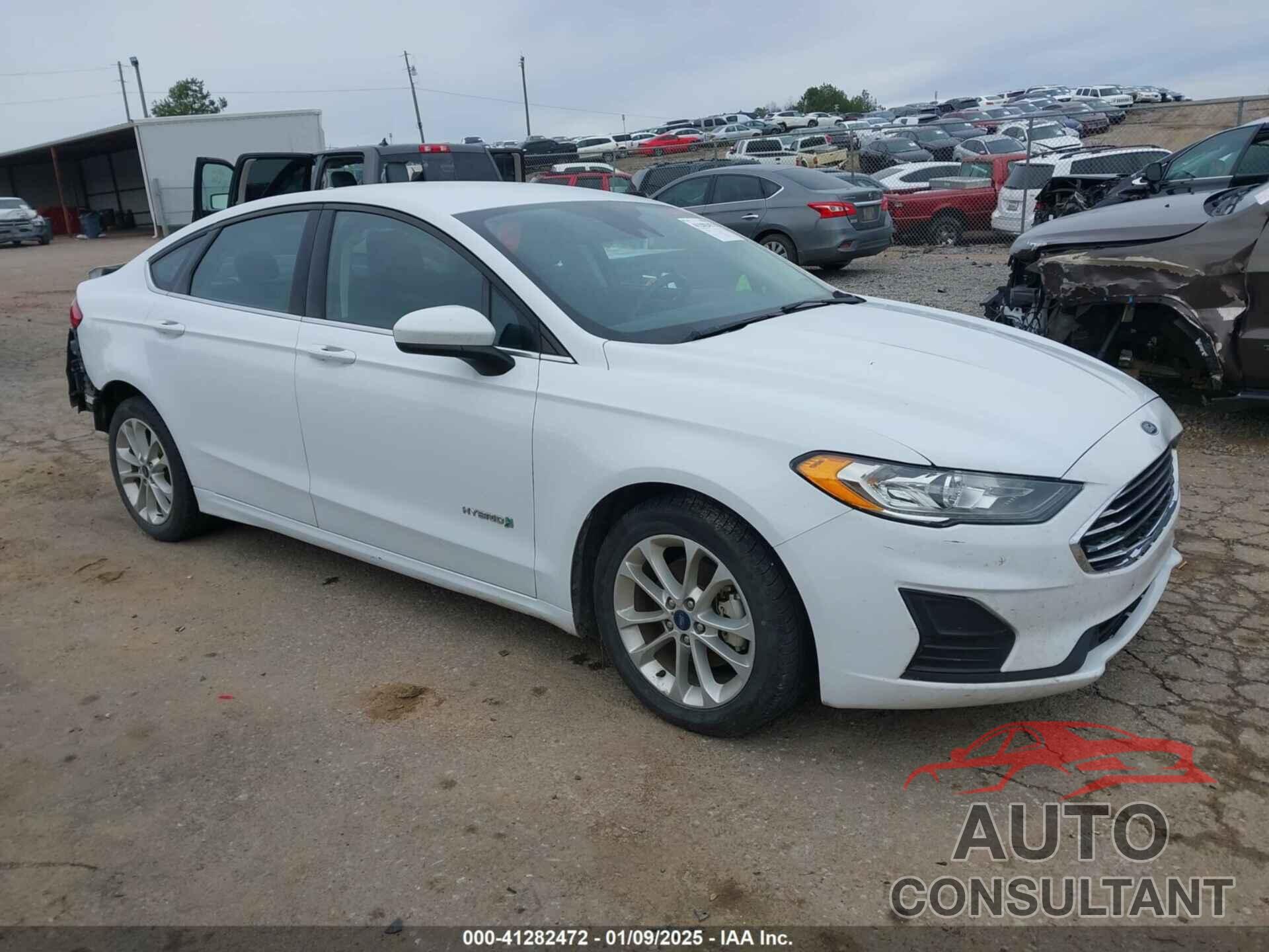 FORD FUSION HYBRID 2019 - 3FA6P0LU2KR204800