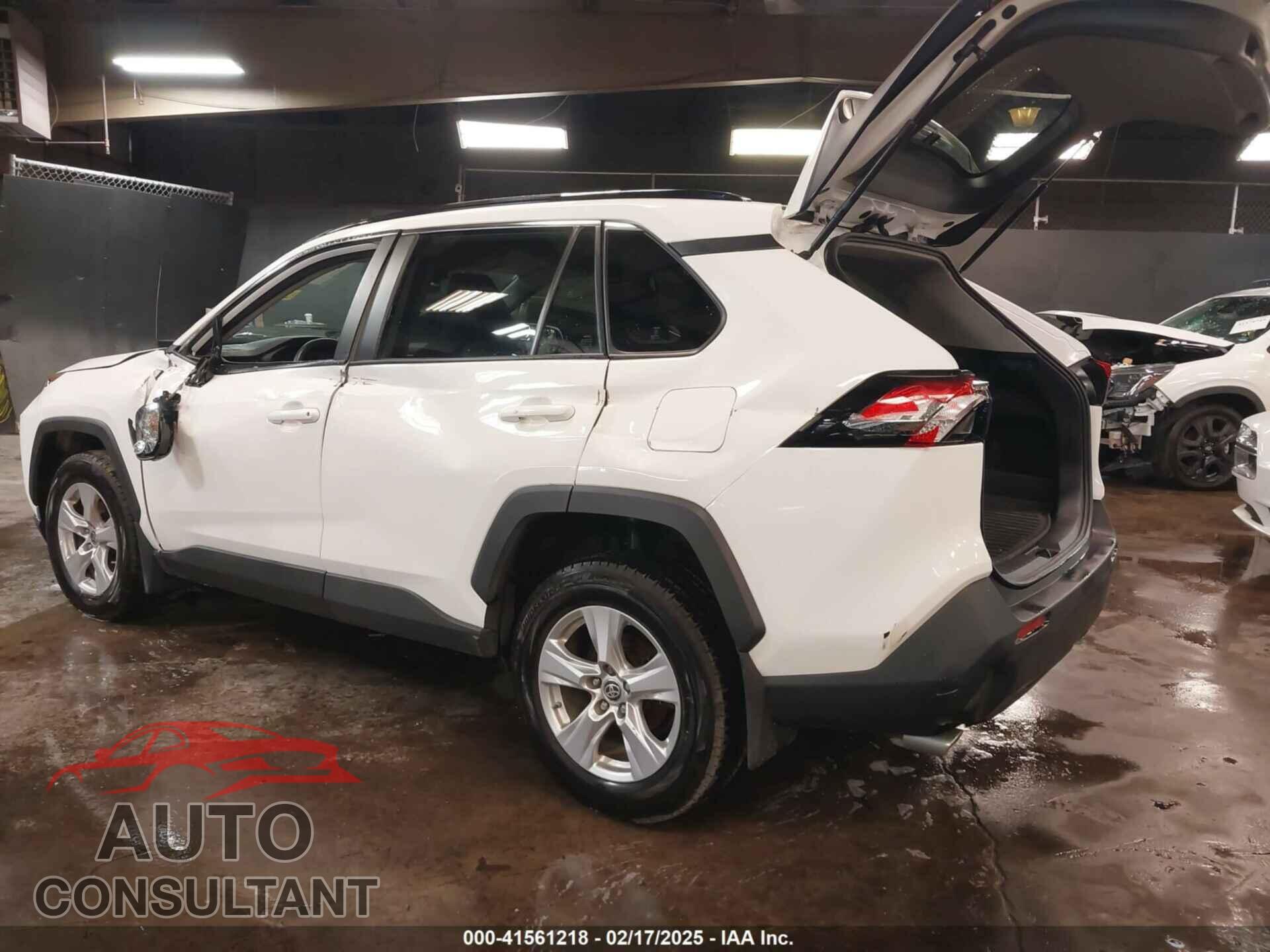 TOYOTA RAV4 2019 - JTMP1RFVXKD039905