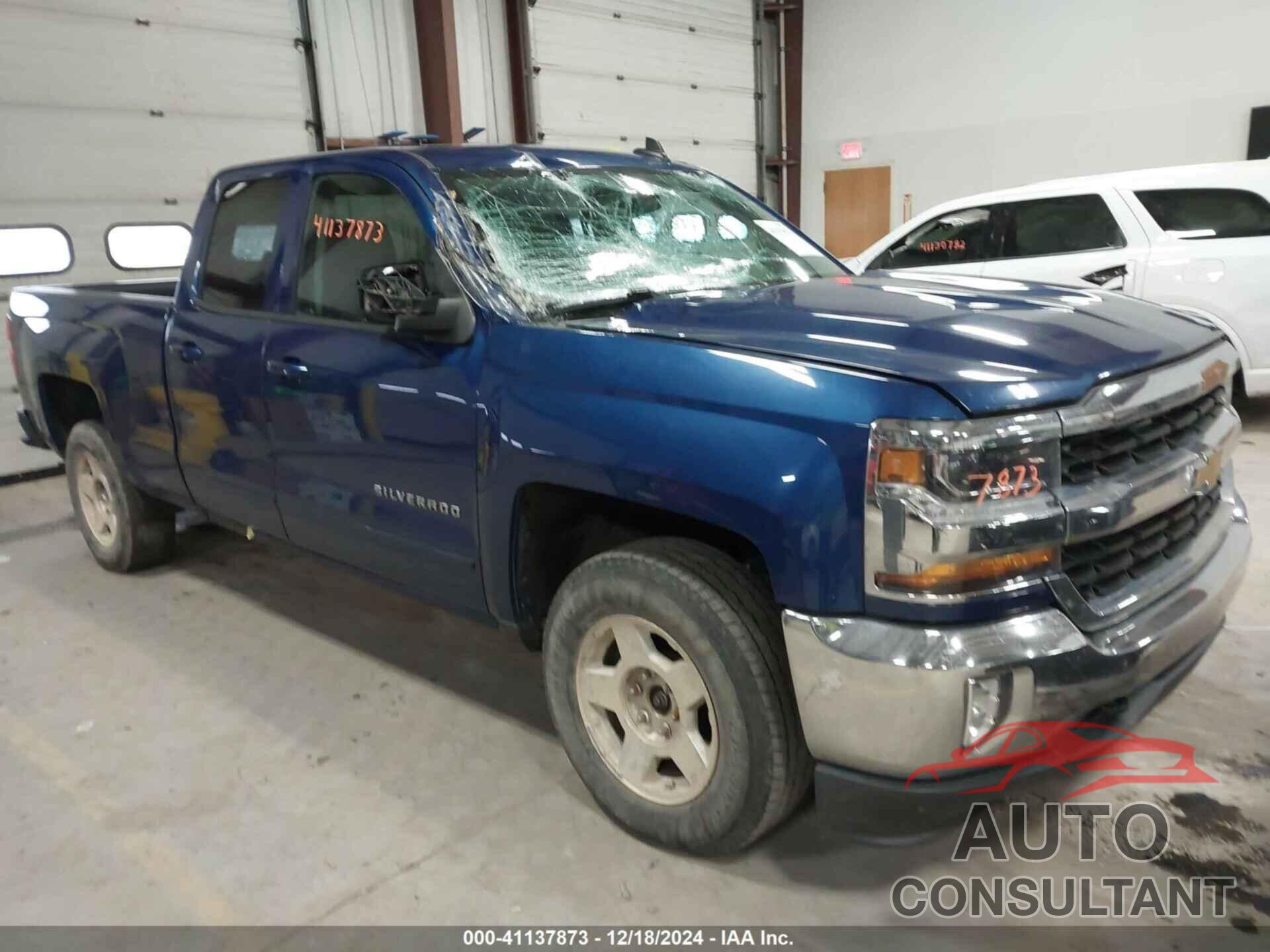 CHEVROLET SILVERADO 1500 2017 - 1GCVKREH4HZ115193