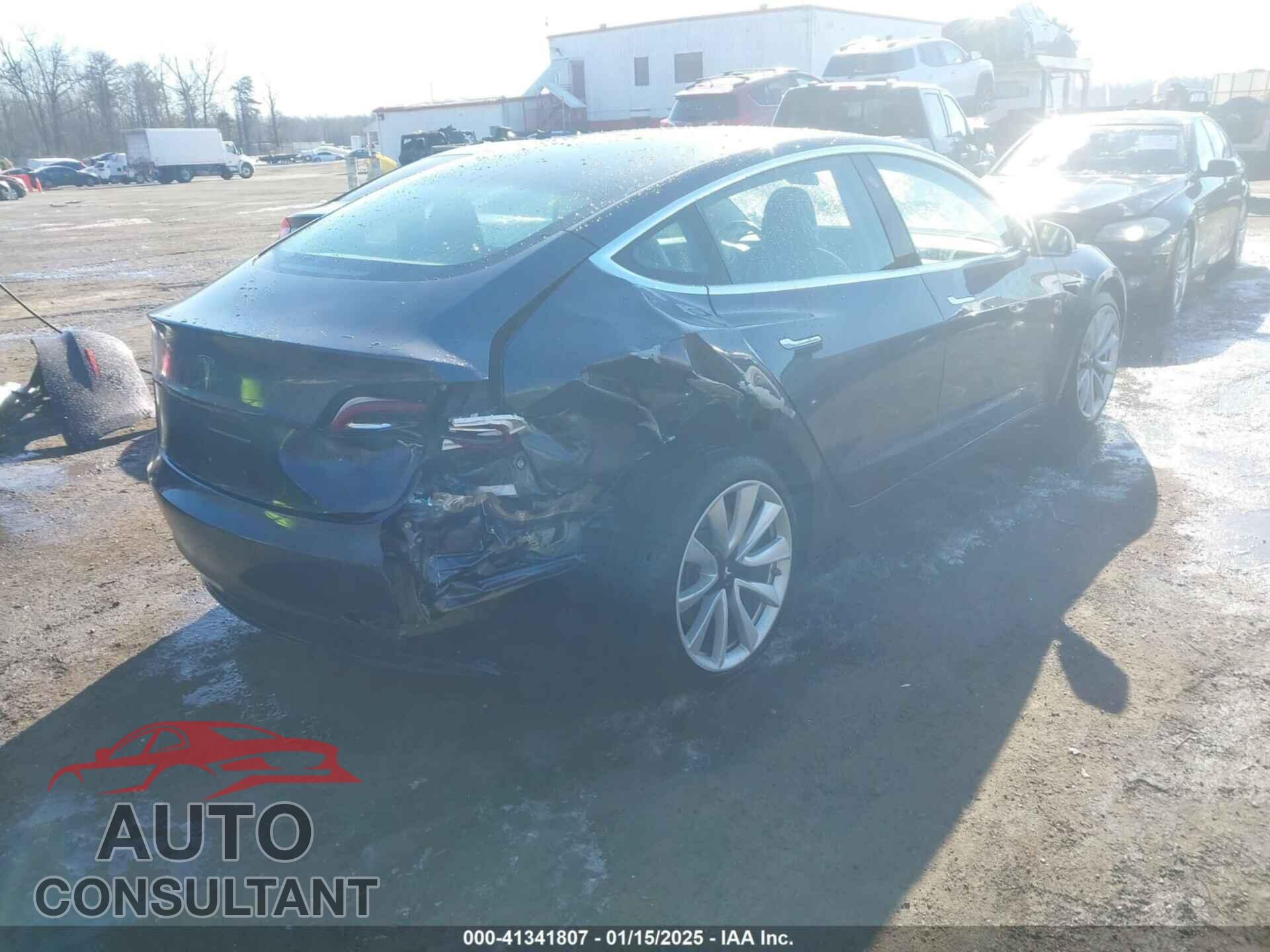 TESLA MODEL 3 2018 - 5YJ3E1EA9JF020031