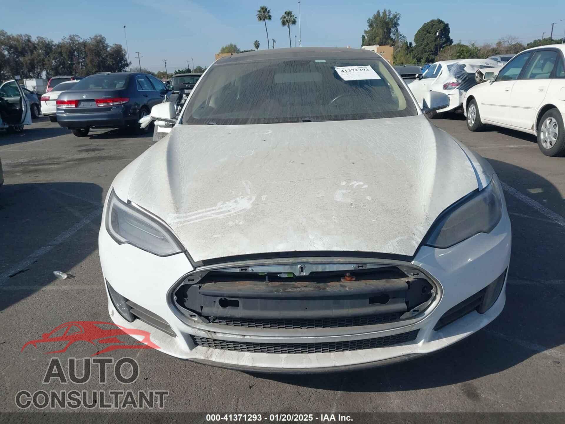 TESLA MODEL S 2014 - 5YJSA1S13EFP35596