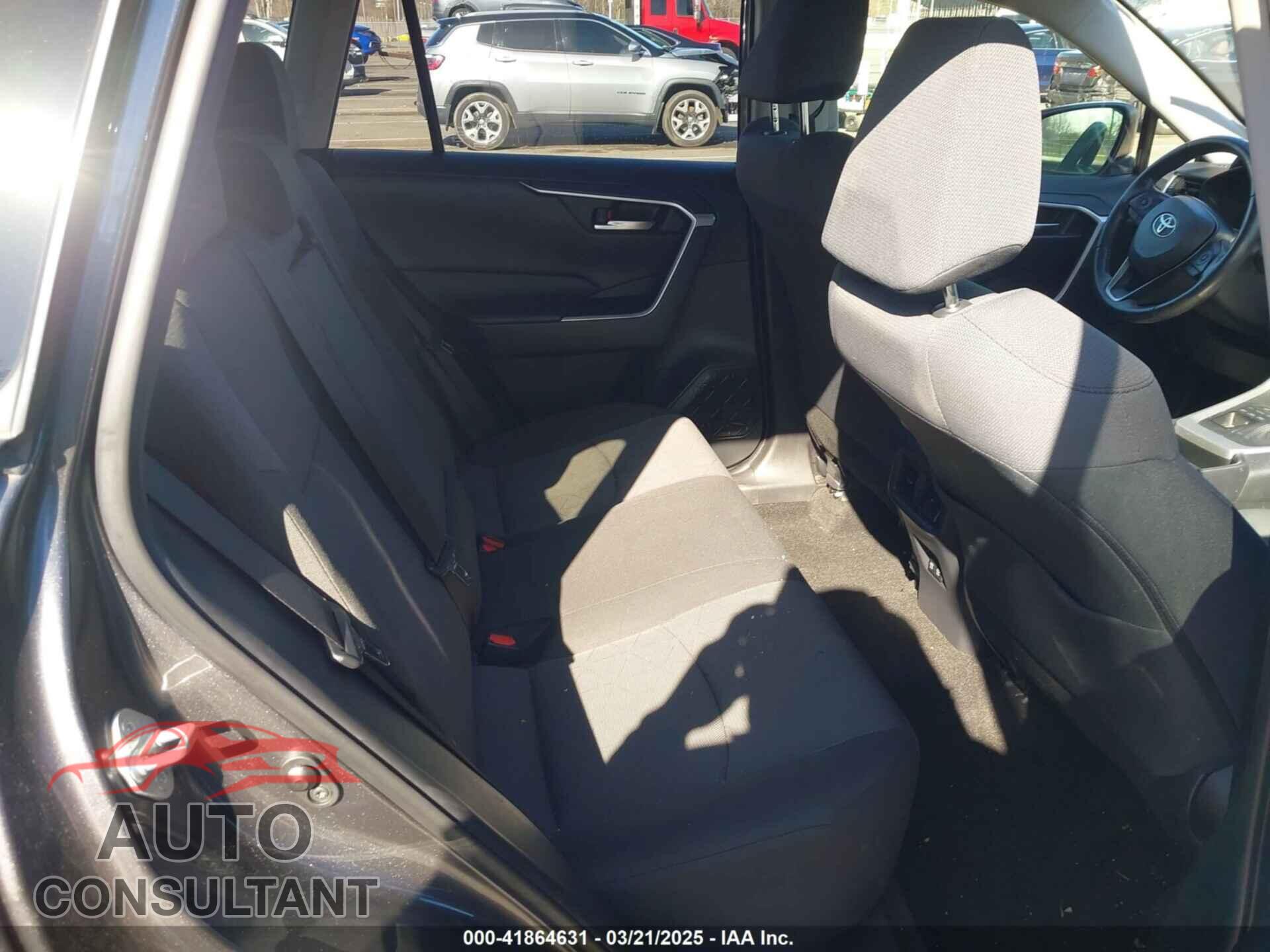 TOYOTA RAV4 2020 - JTMP1RFV7LD526870
