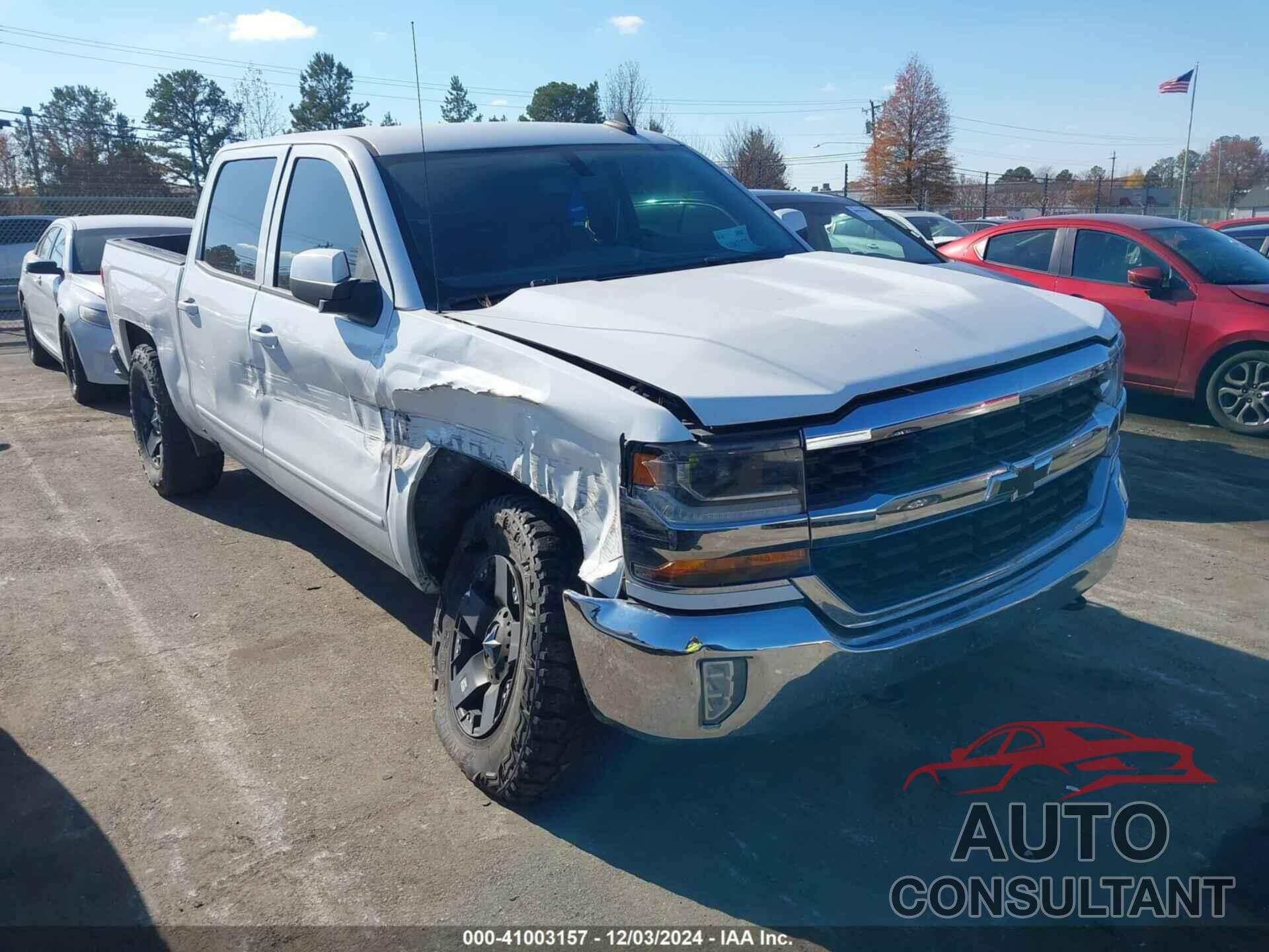 CHEVROLET SILVERADO 1500 2018 - 3GCUKREC7JG637337