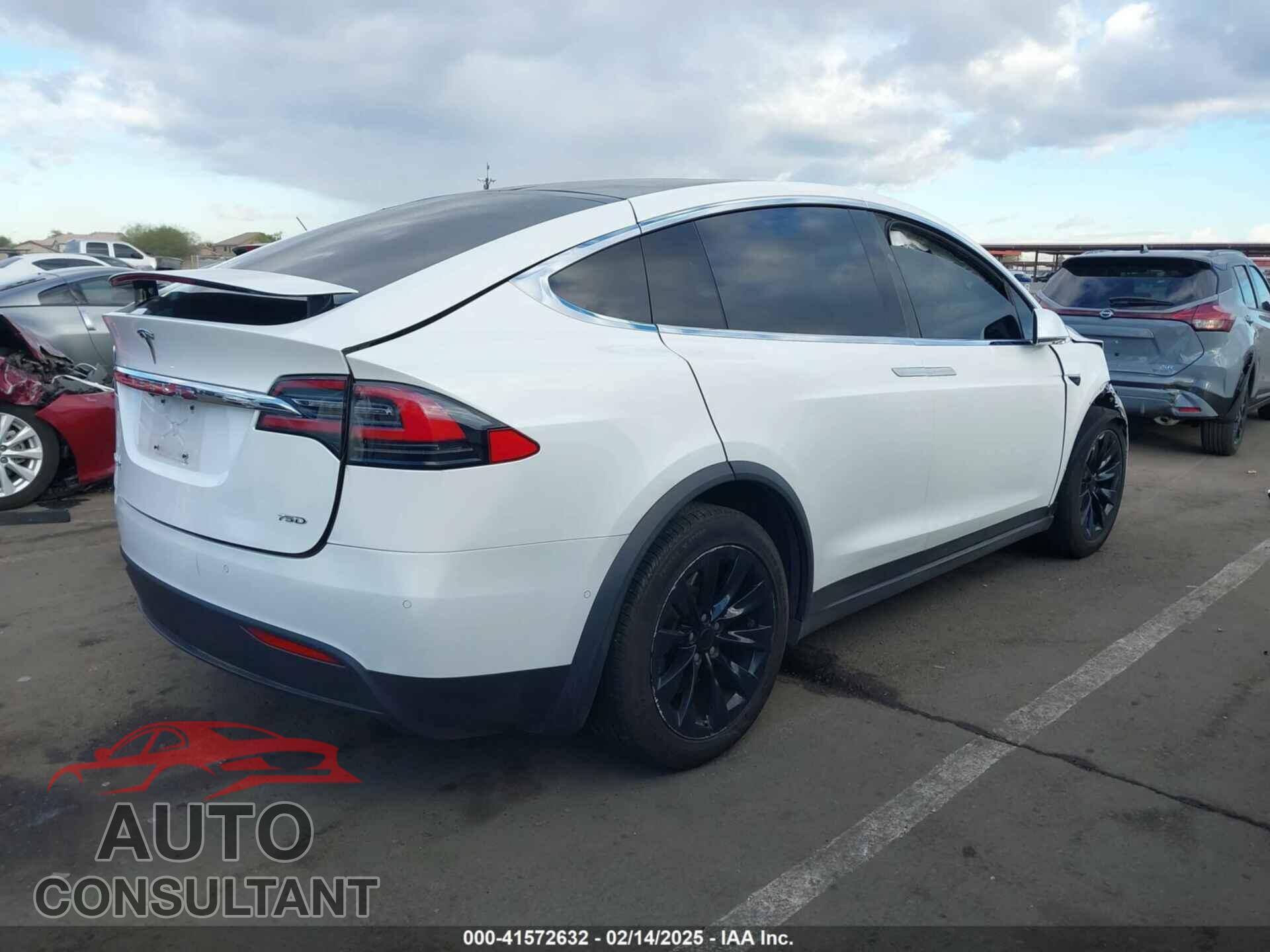 TESLA MODEL X 2017 - 5YJXCDE24HF077233