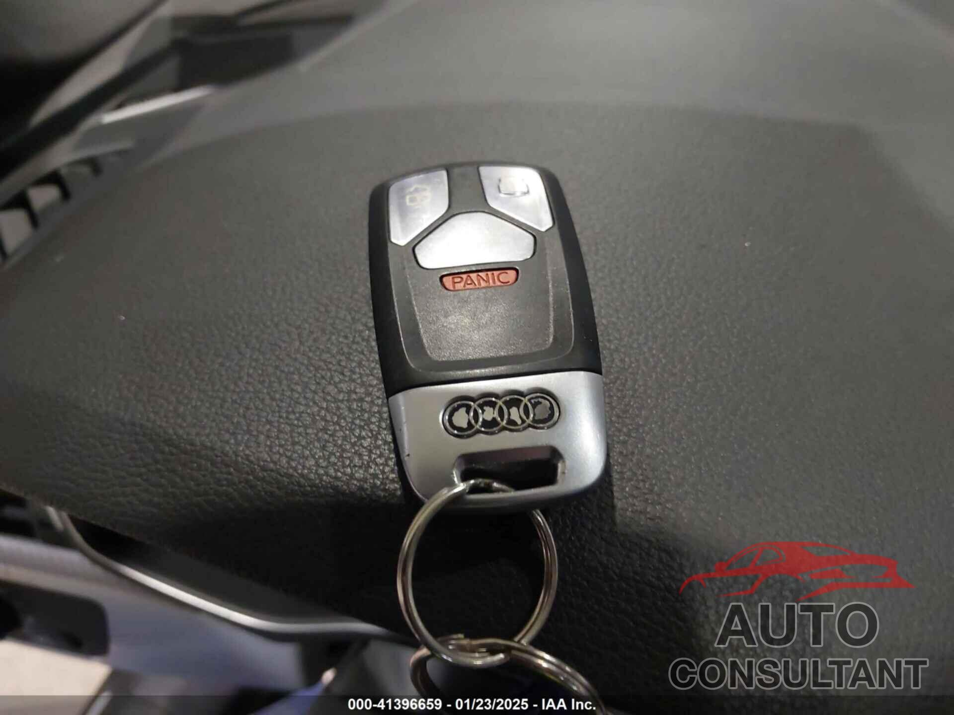 AUDI A5 2018 - WAUTNAF50JA011354