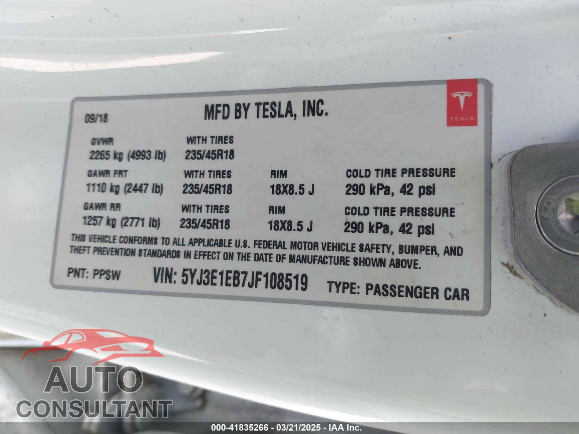 TESLA MODEL 3 2018 - 5YJ3E1EB7JF108519