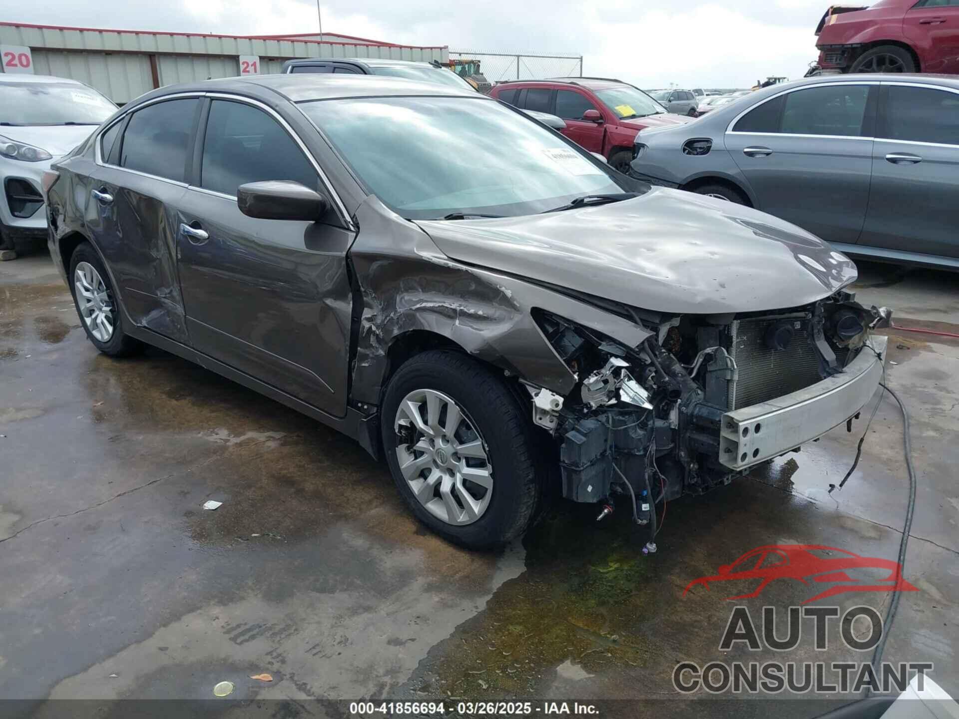 NISSAN ALTIMA 2015 - 1N4AL3AP0FC571204