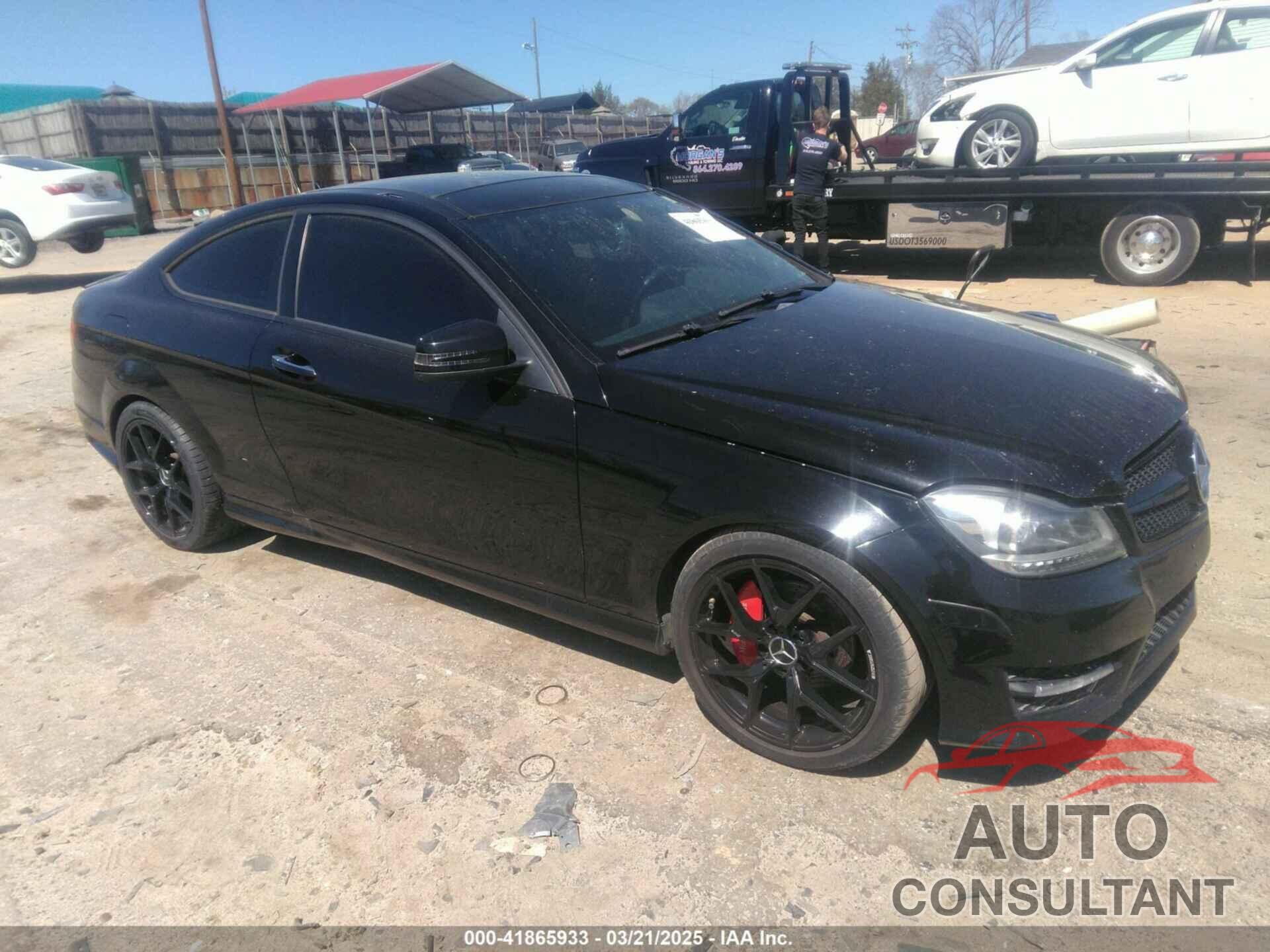 MERCEDES-BENZ C 250 2013 - WDDGJ4HB9DG070141