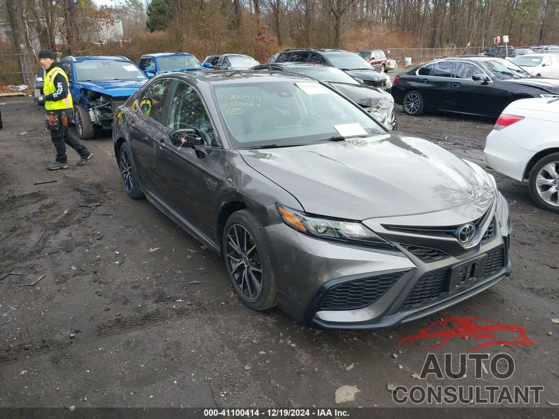 TOYOTA CAMRY 2021 - 4T1T11AK0MU572048