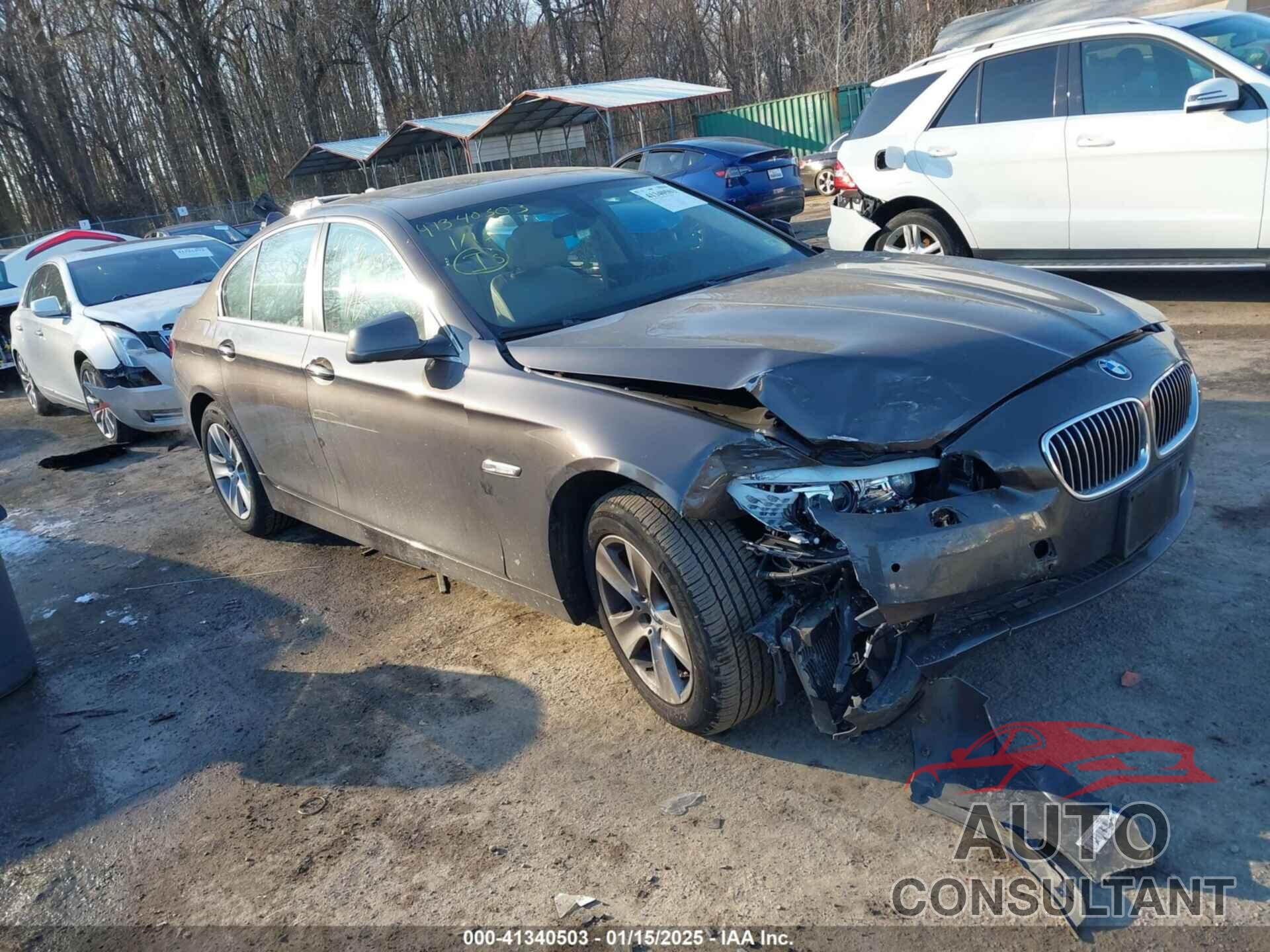 BMW 528I 2013 - WBAXH5C57DD112561