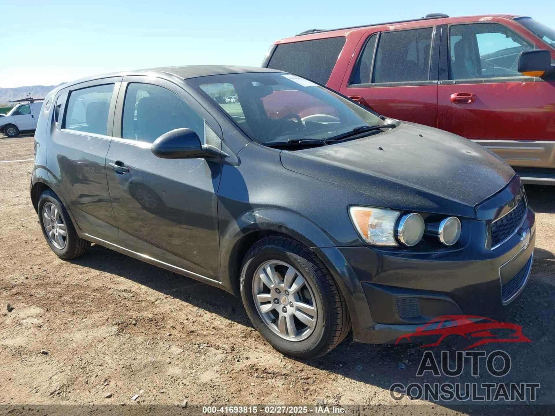 CHEVROLET SONIC 2014 - 1G1JC6SH1E4111523