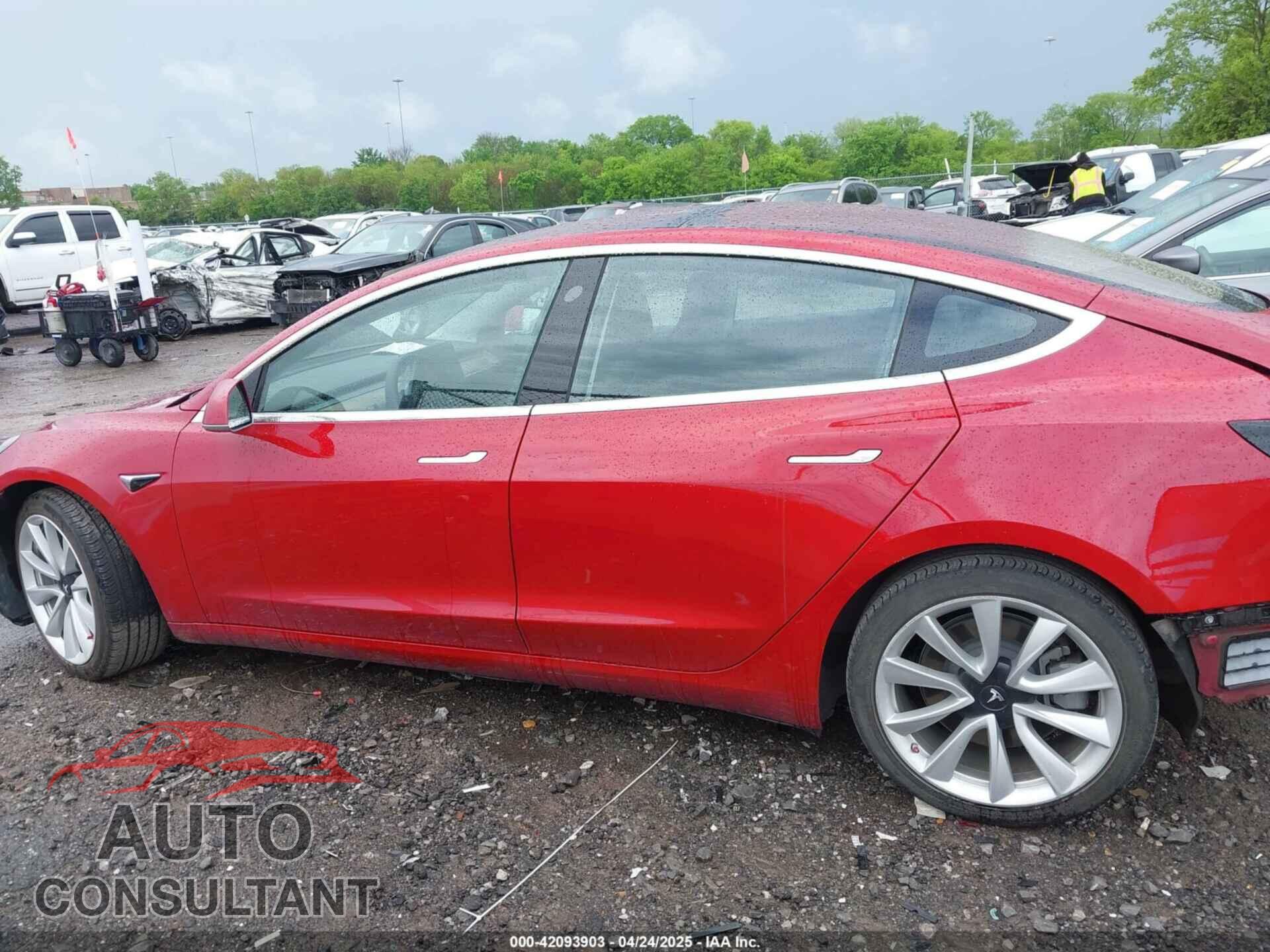 TESLA MODEL 3 2018 - 5YJ3E1EA6JF052659