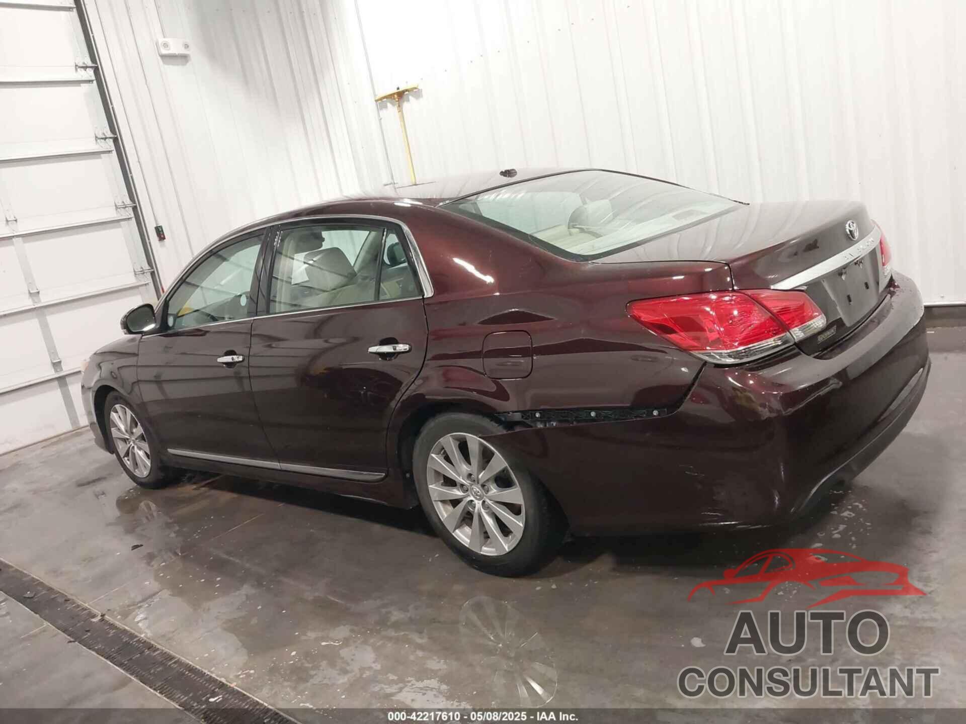 TOYOTA AVALON 2011 - 4T1BK3DB5BU429805