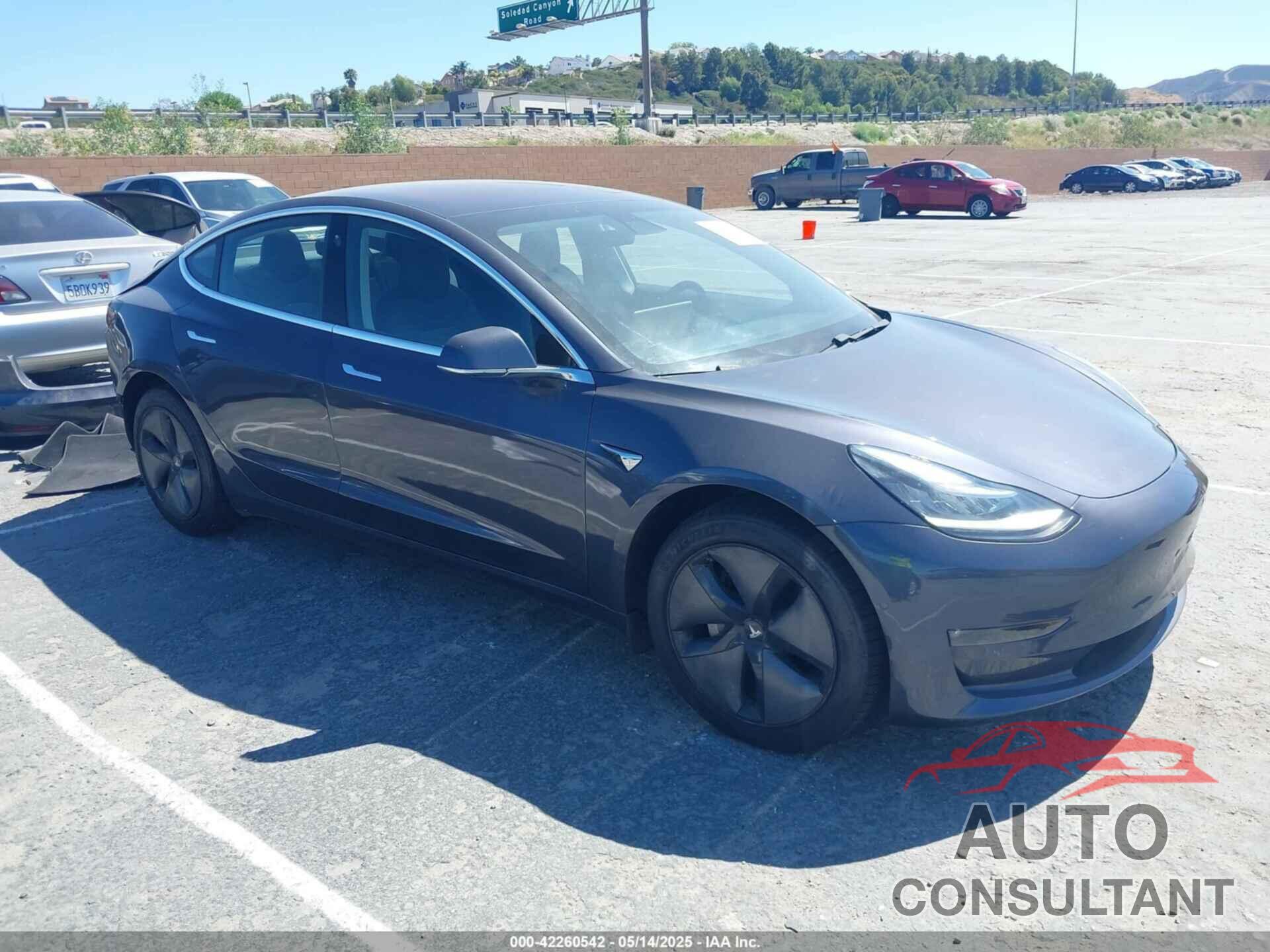 TESLA MODEL 3 2018 - 5YJ3E1EA1JF014210