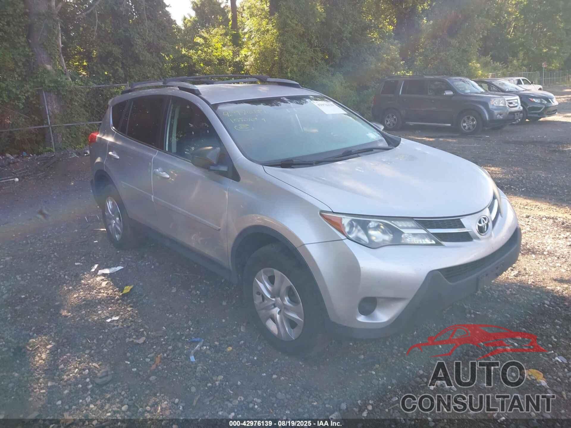 TOYOTA RAV4 2015 - 2T3BFREV9FW256108