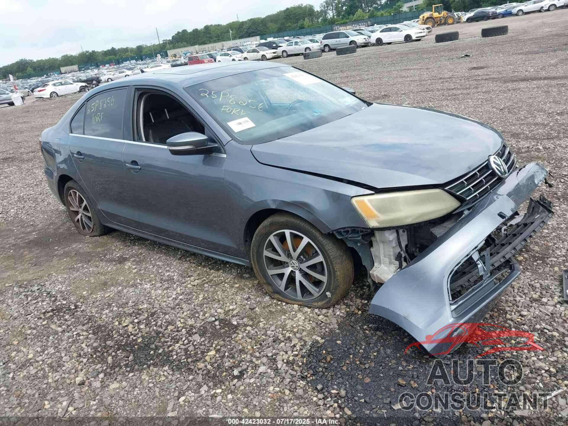 VOLKSWAGEN JETTA 2018 - 3VWDB7AJ0JM260356