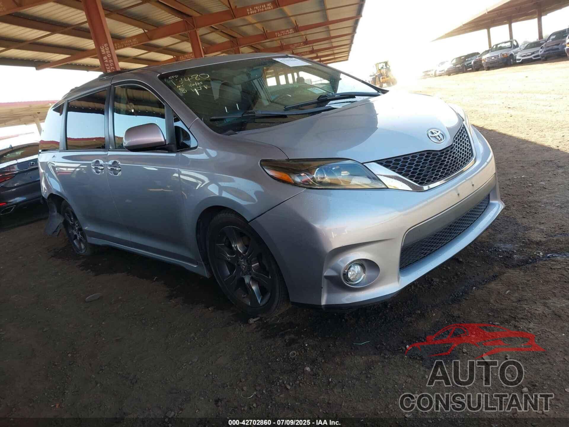 TOYOTA SIENNA 2016 - 5TDXK3DC4GS726921