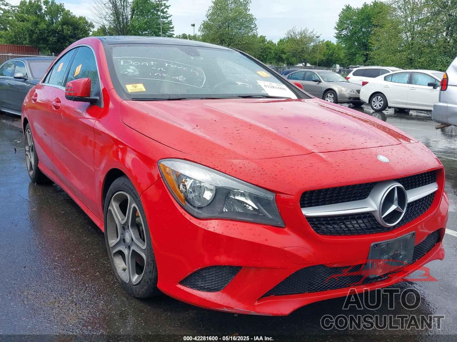 MERCEDES-BENZ CLA 250 2014 - WDDSJ4EB4EN031145