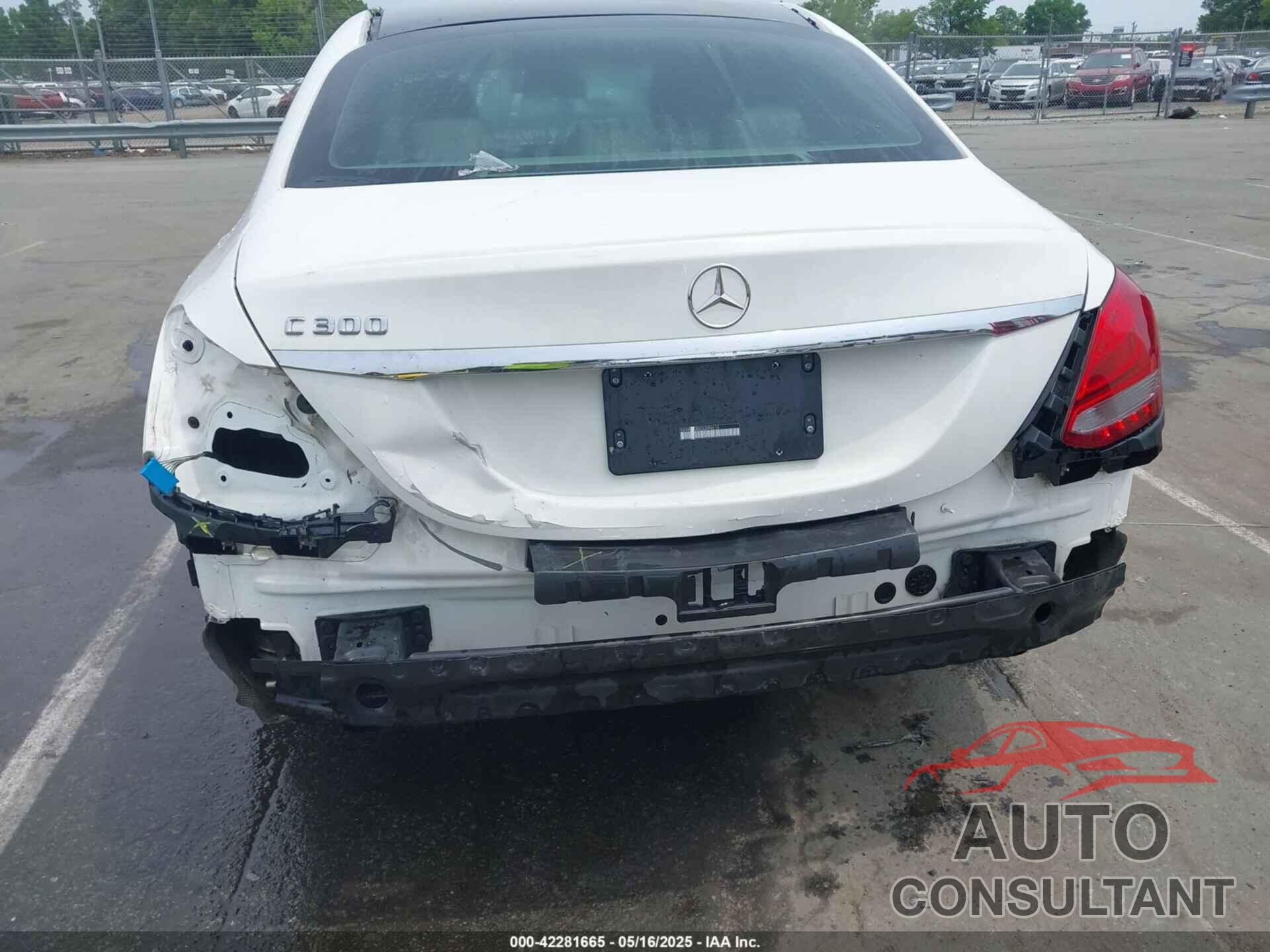 MERCEDES-BENZ C 300 2016 - 55SWF4JB8GU096616