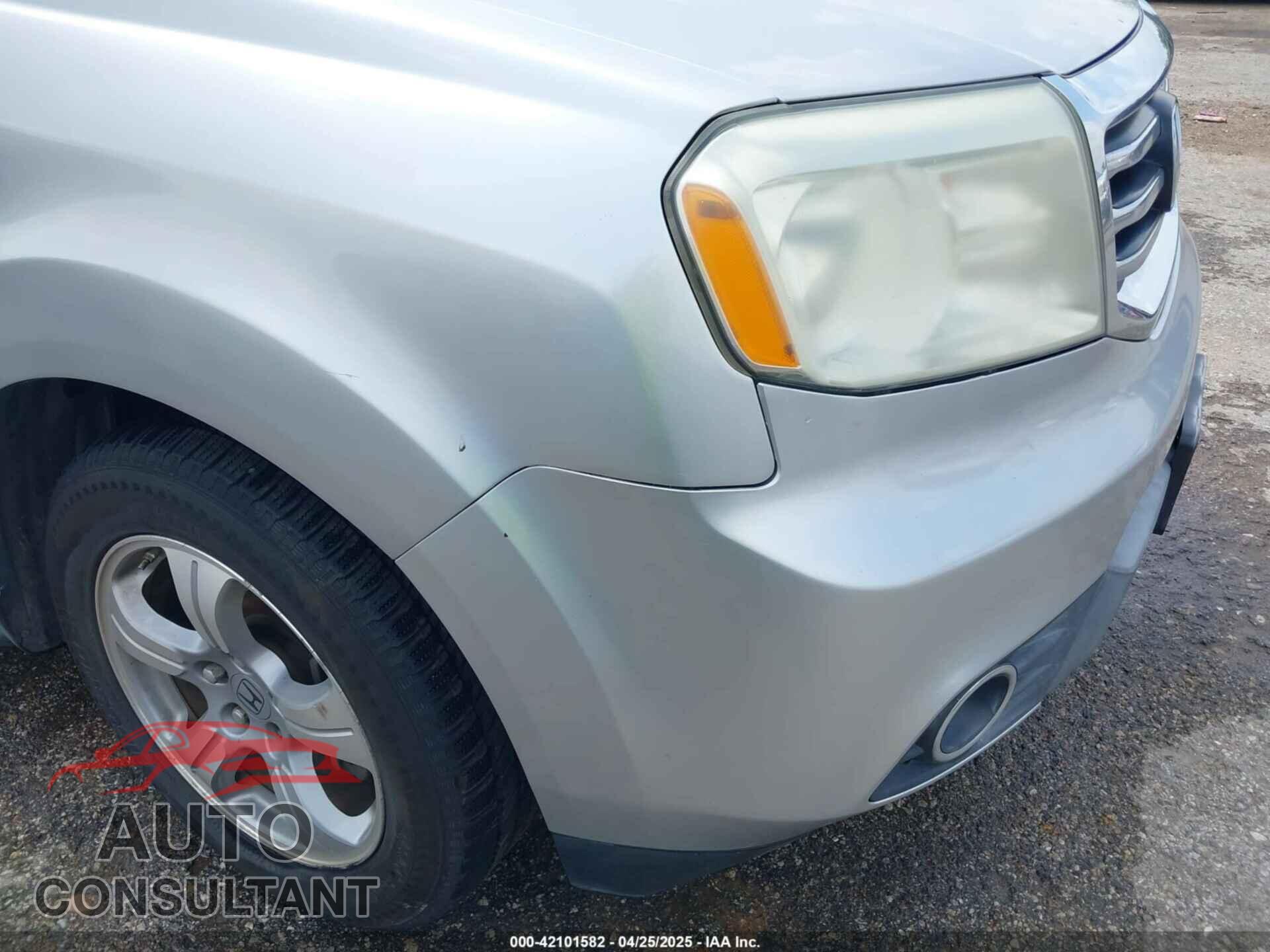 HONDA PILOT 2015 - 5FNYF3H57FB022221