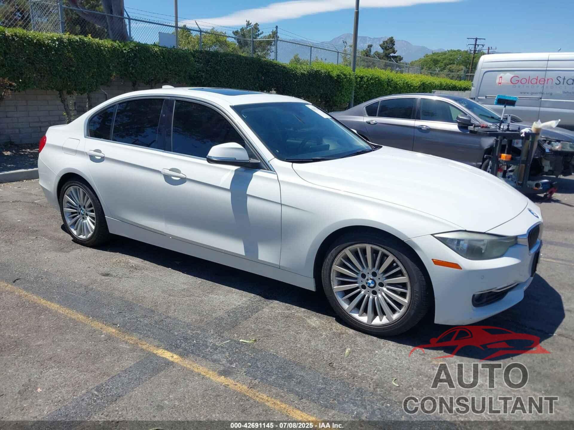 BMW 328I 2012 - WBA3C1C57CF433959