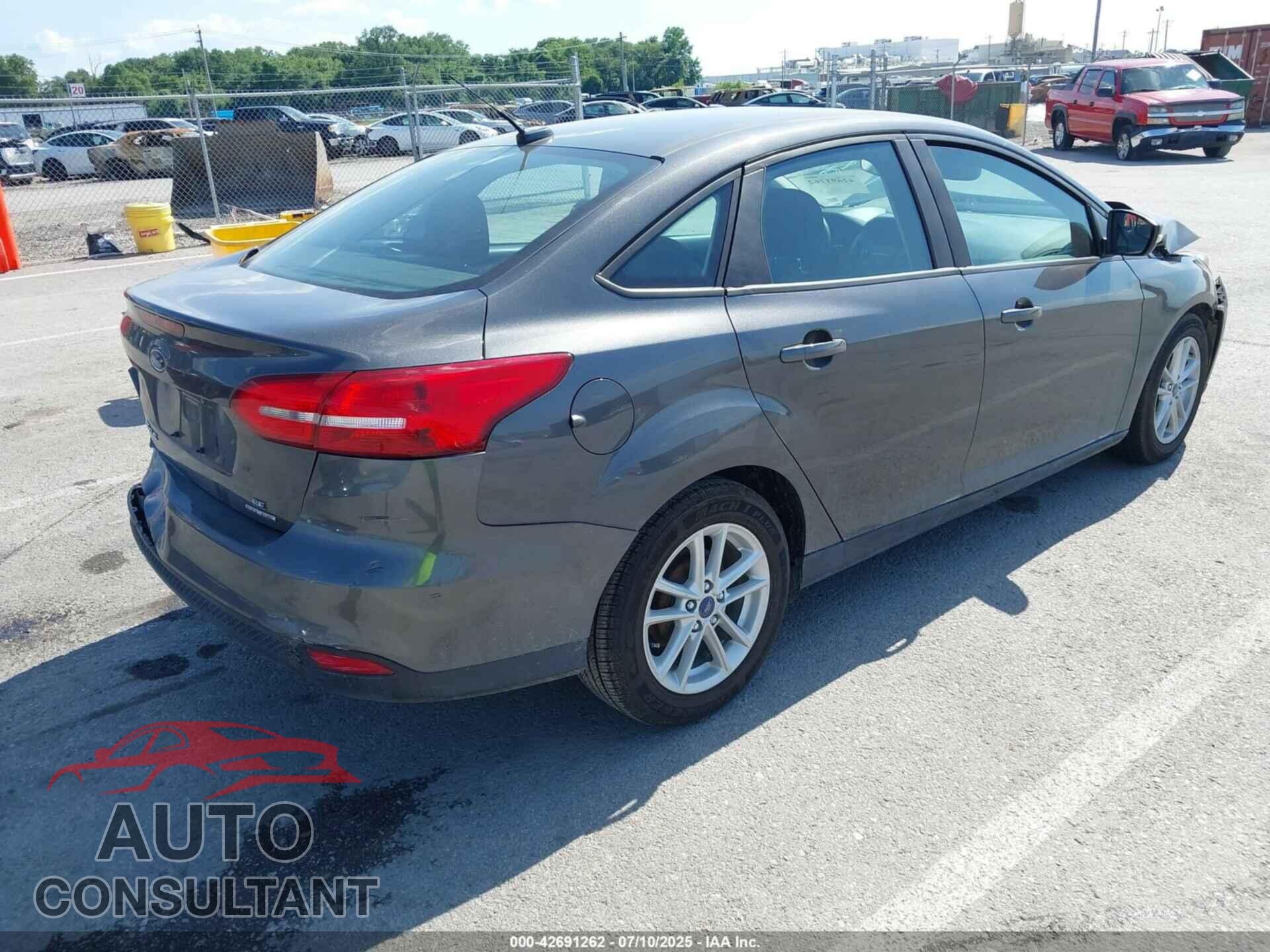 FORD FOCUS 2016 - 1FADP3F27GL323645